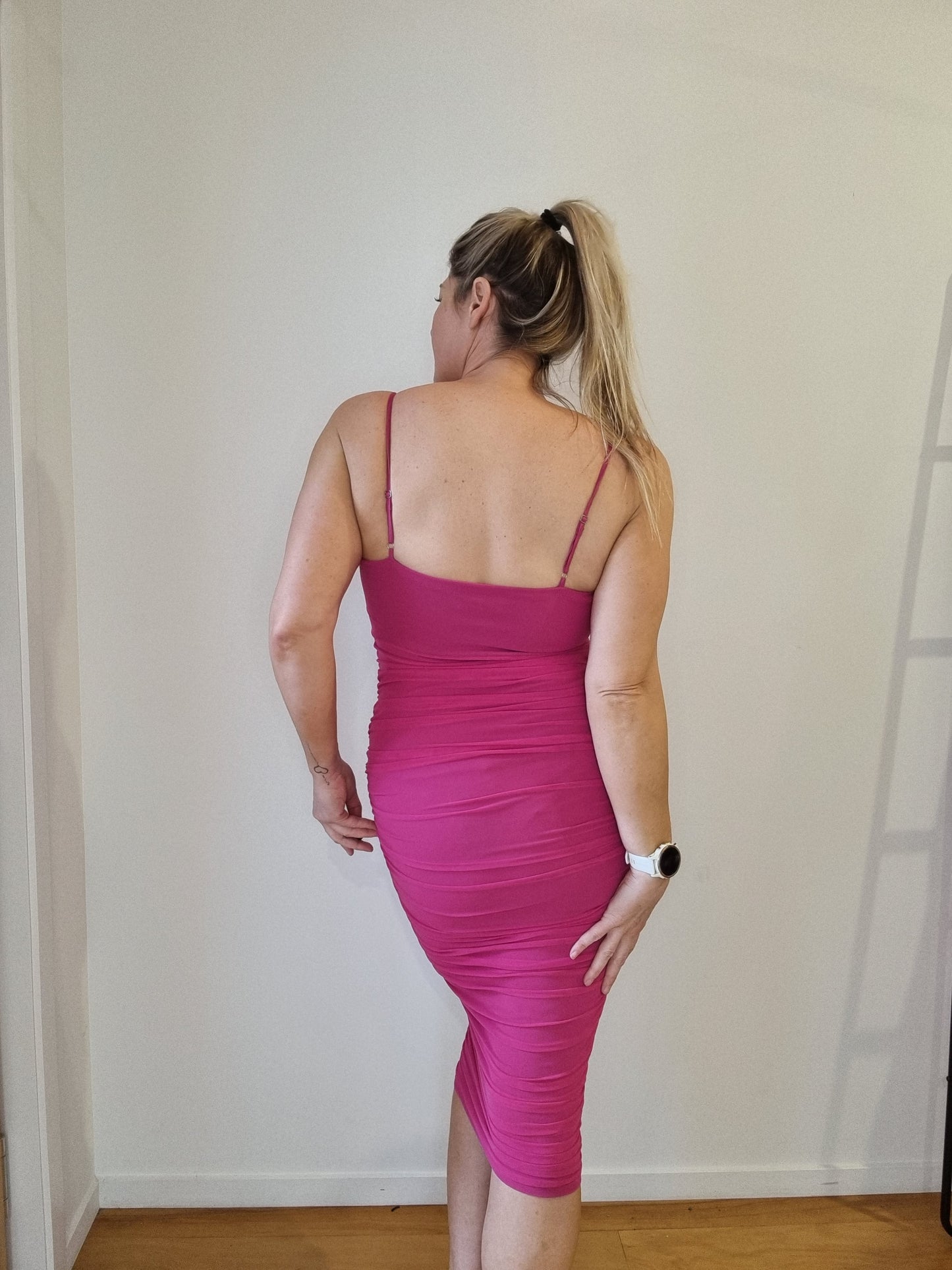 Showpo ruched midi dress - Size 14