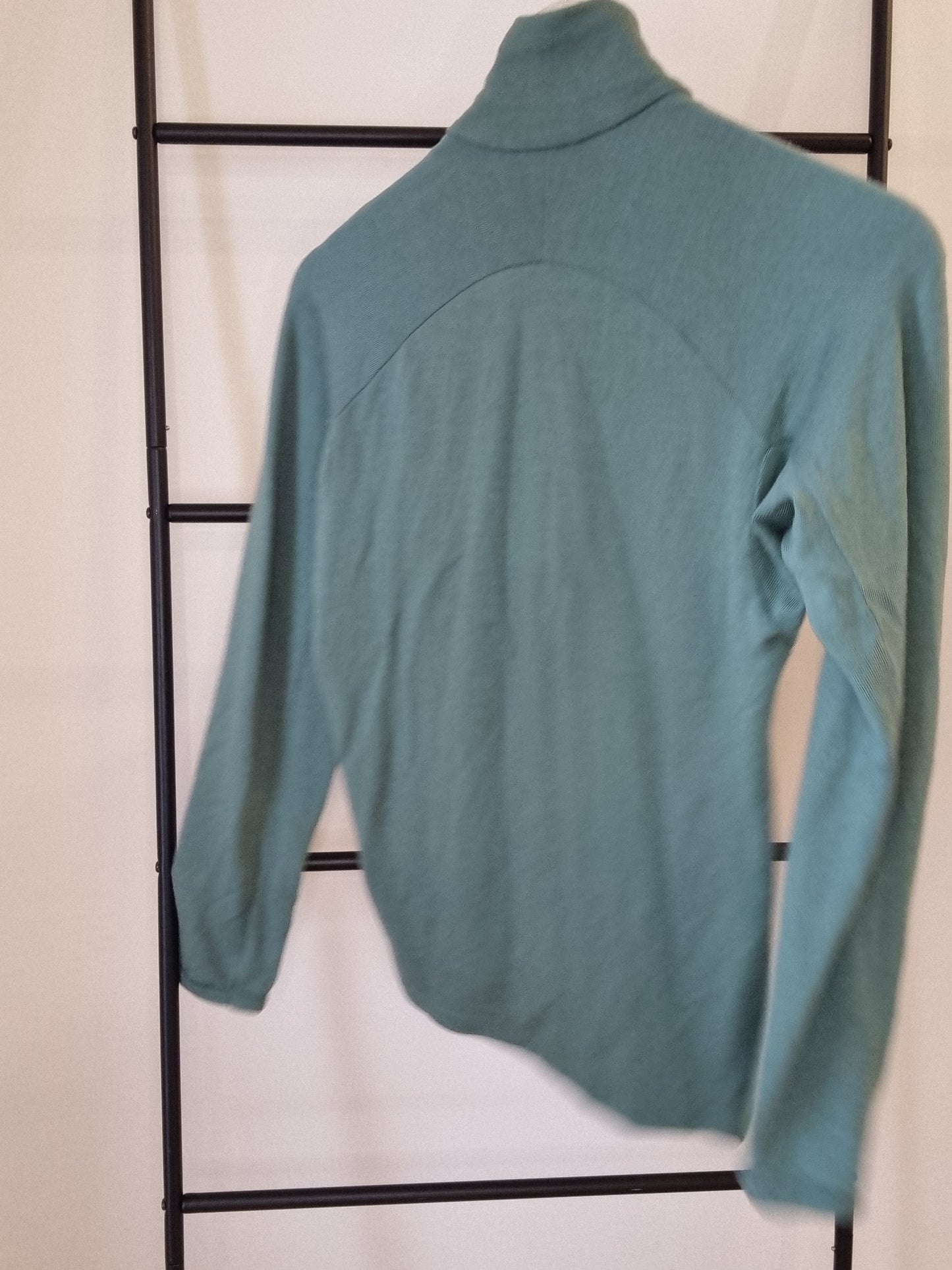 Icebreaker Merino Top - Size M