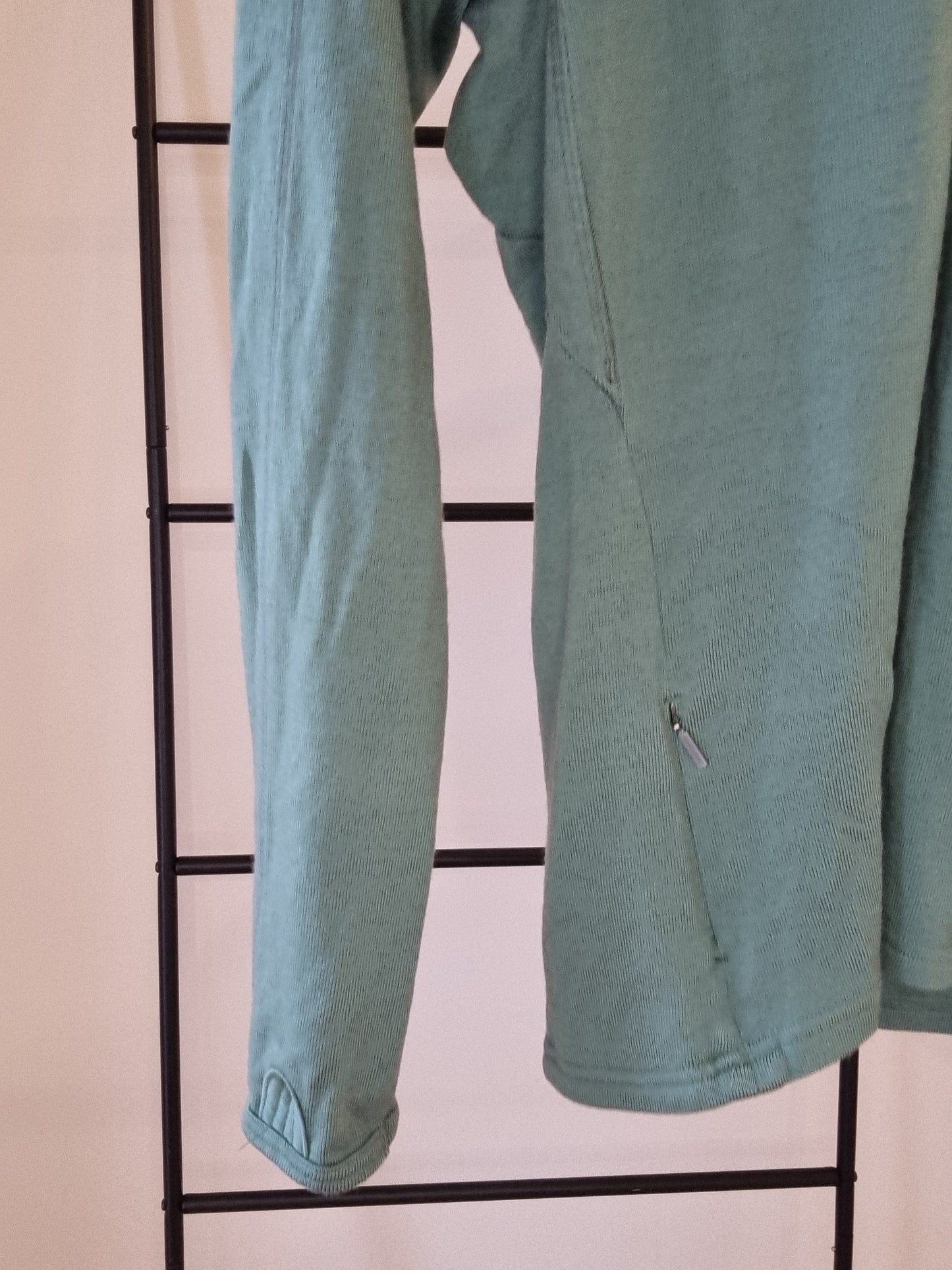 Icebreaker Merino Top - Size M