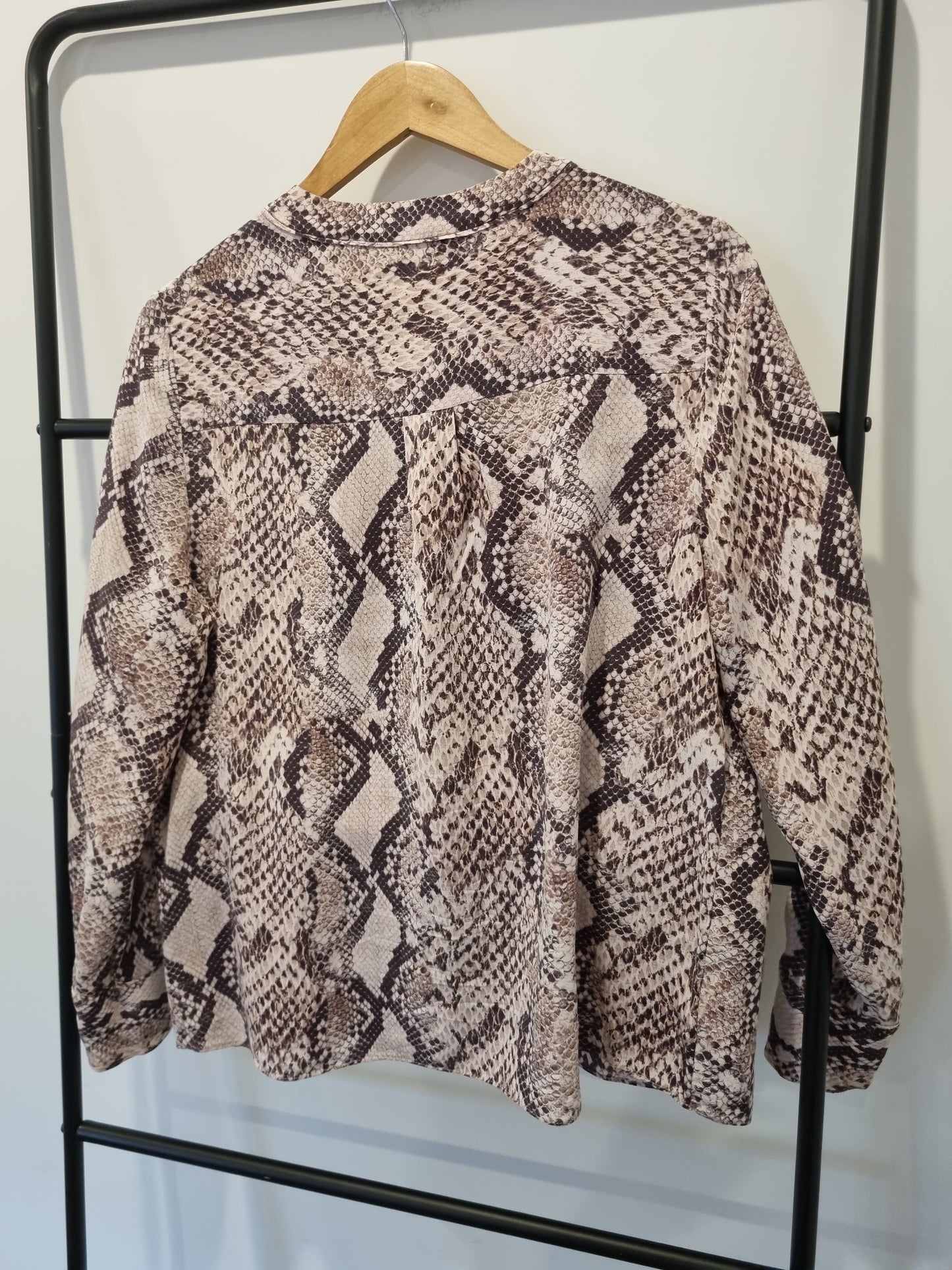 Country Road blouse - Size 12
