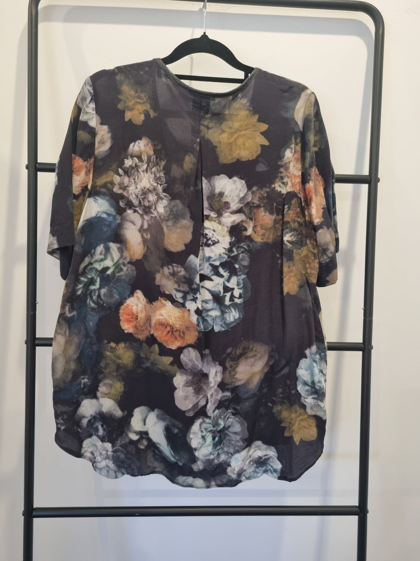 Juliette Hogan Top - Size 12