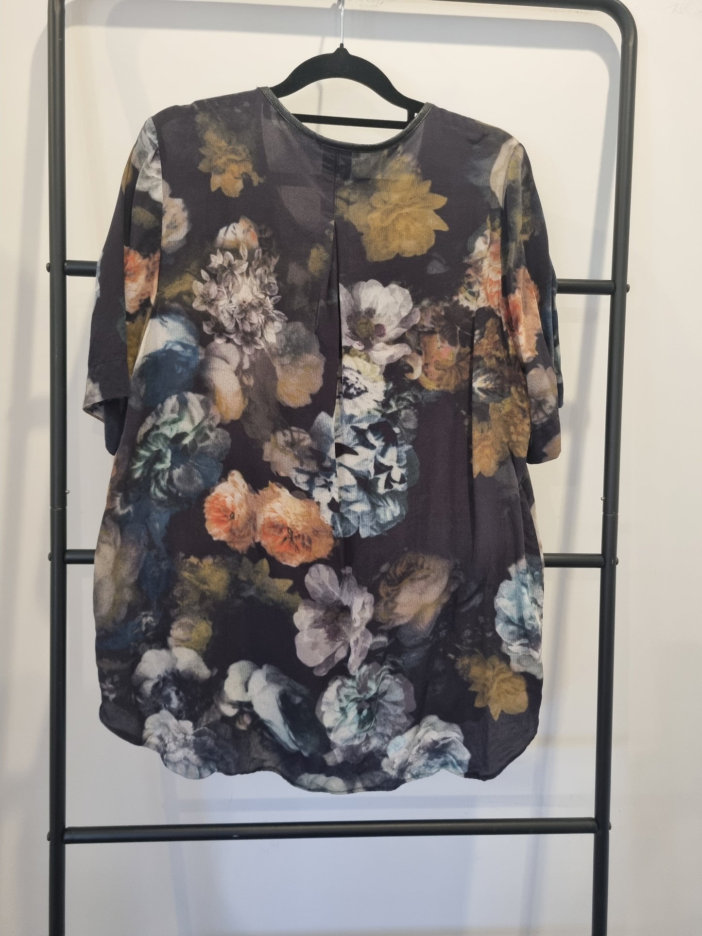 Juliette Hogan Top - Size 12