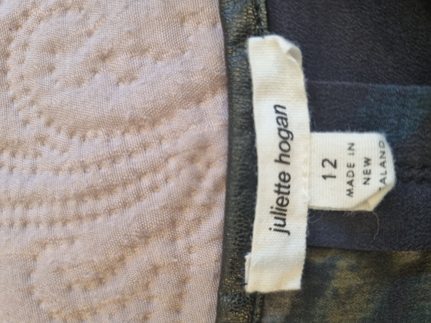 Juliette Hogan Top - Size 12