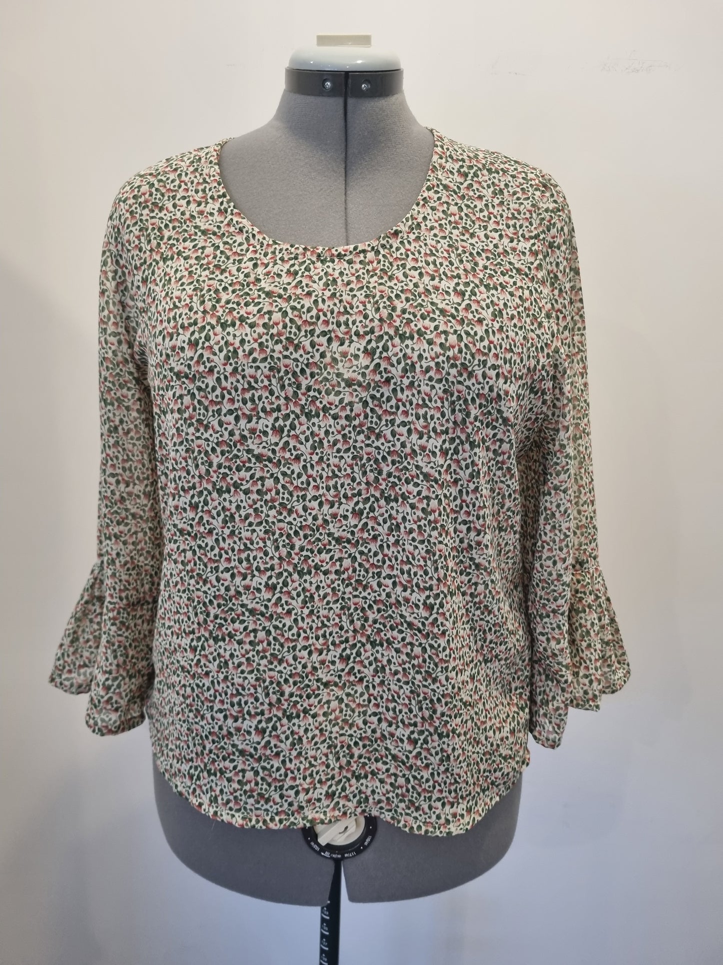 Orlando Fashion Top - Size 10