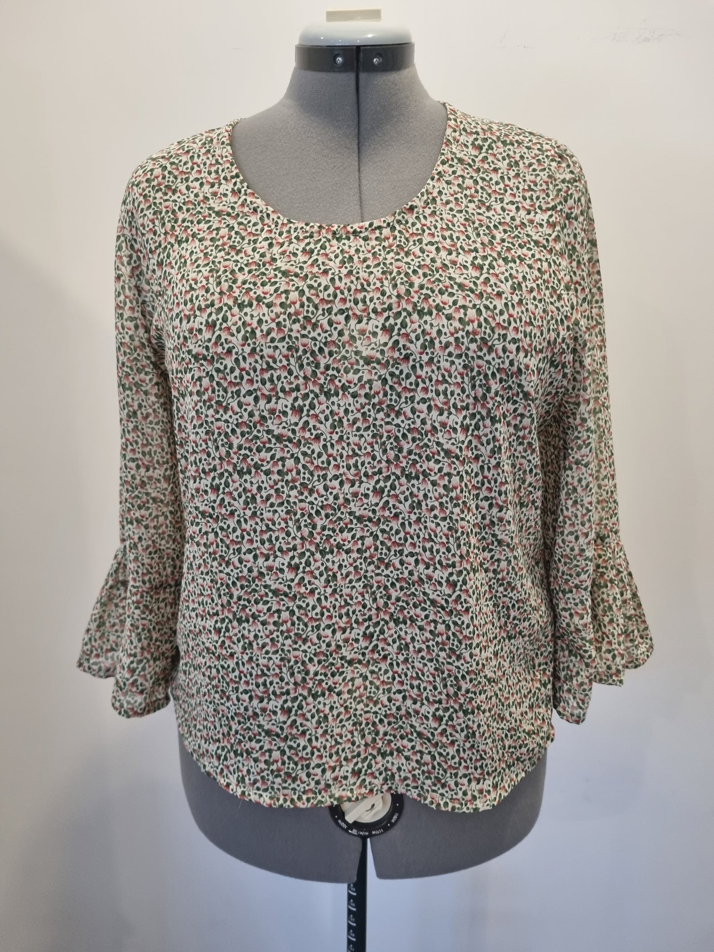 Orlando Fashion Top - Size 10