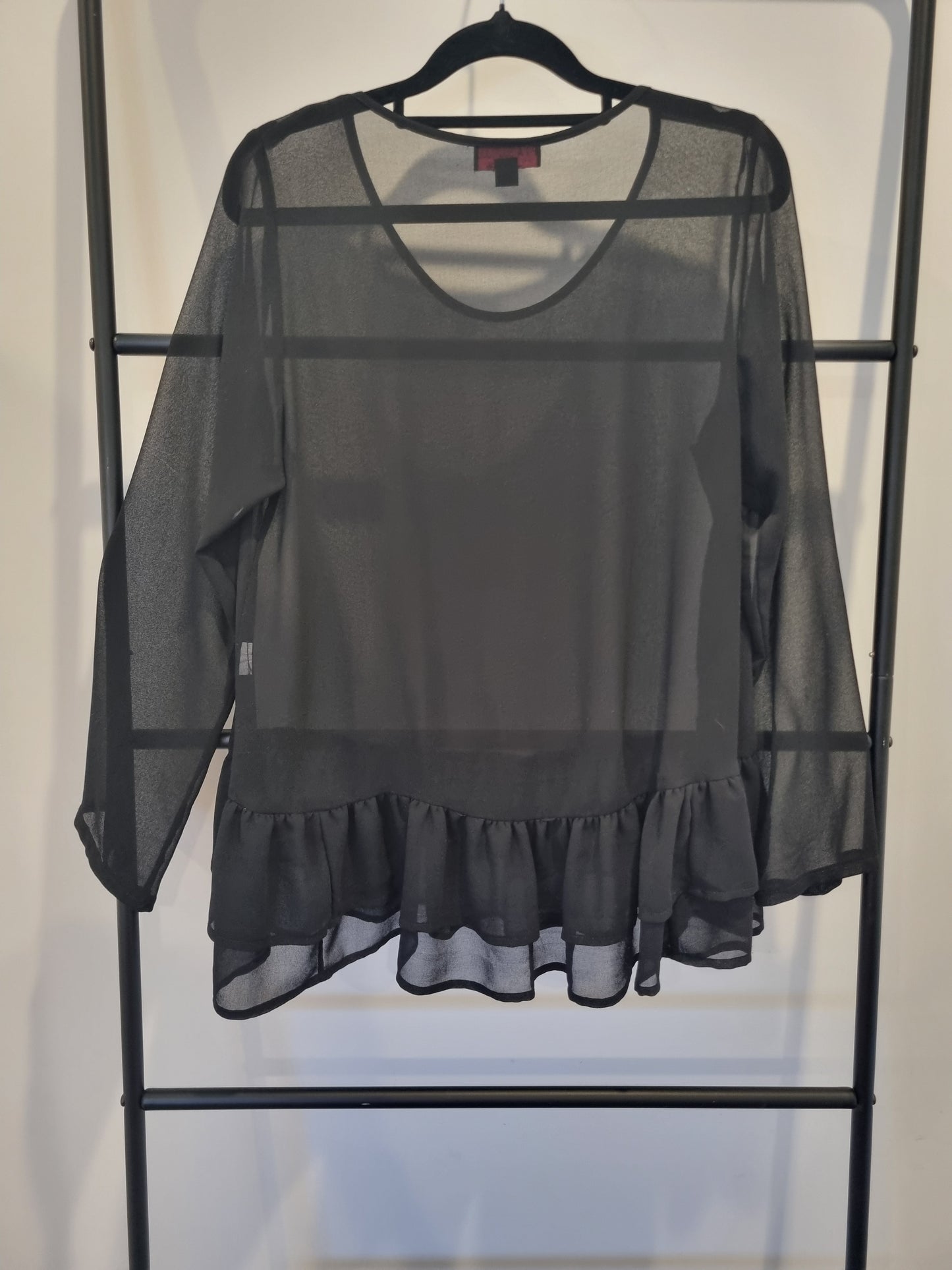 PIA Boutique Top - Size XS