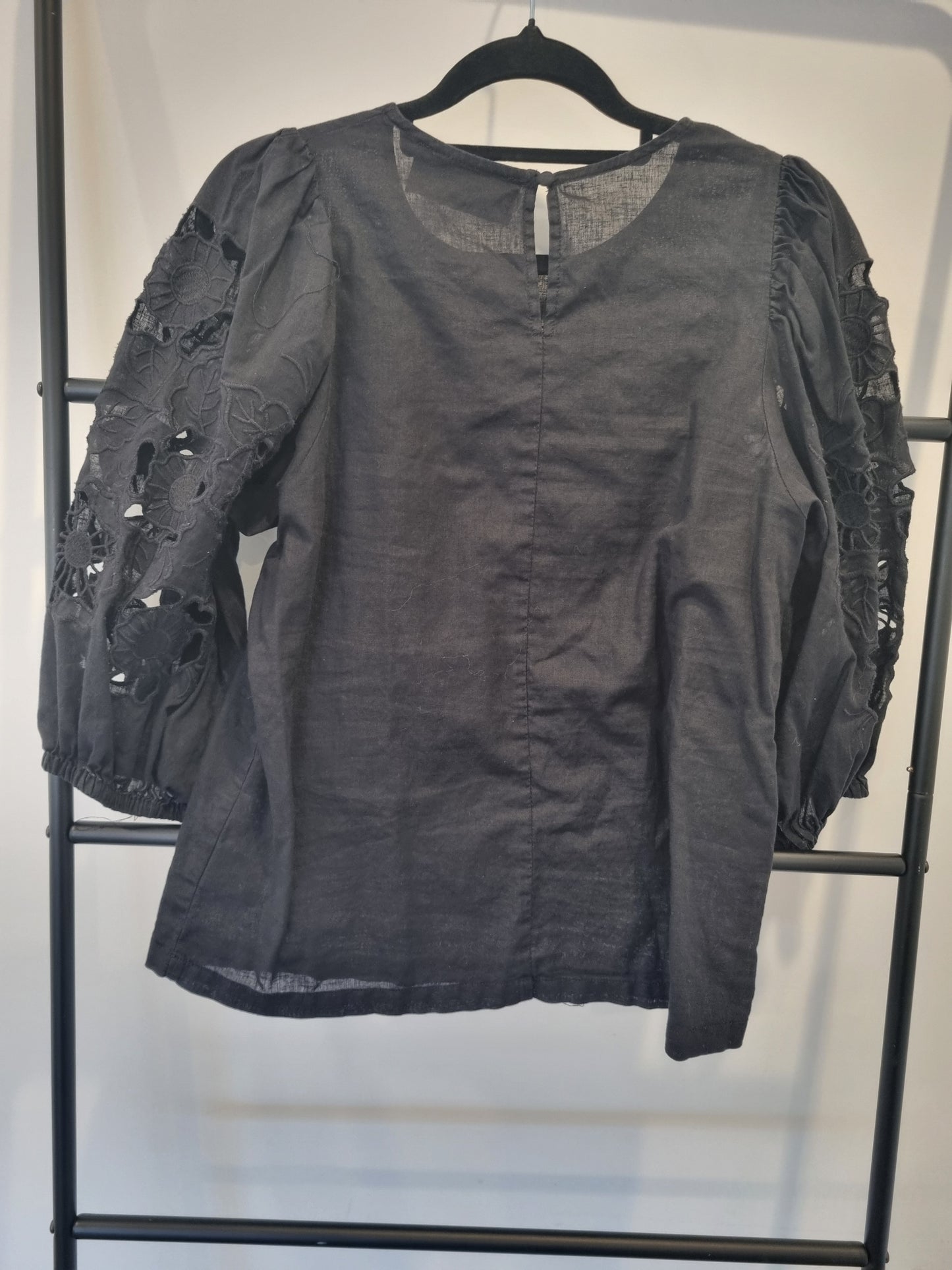 Decjuba Top - Size 8