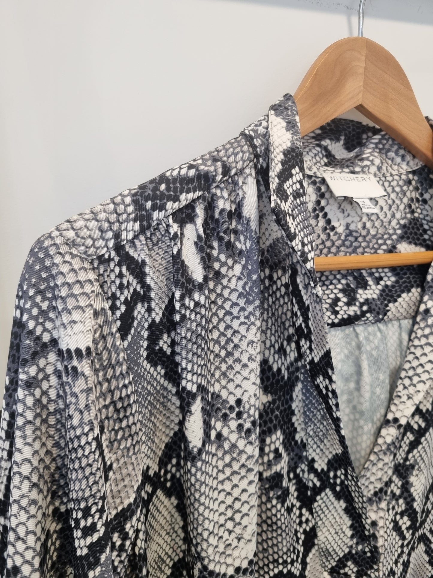 Witchery Blouse - Size 14
