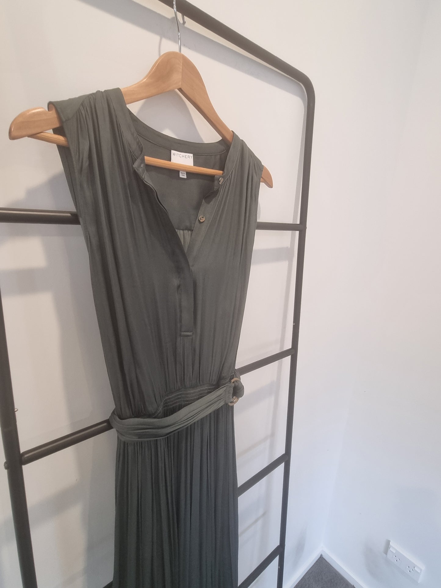 Witchery Sleeveless Dress - Size 14