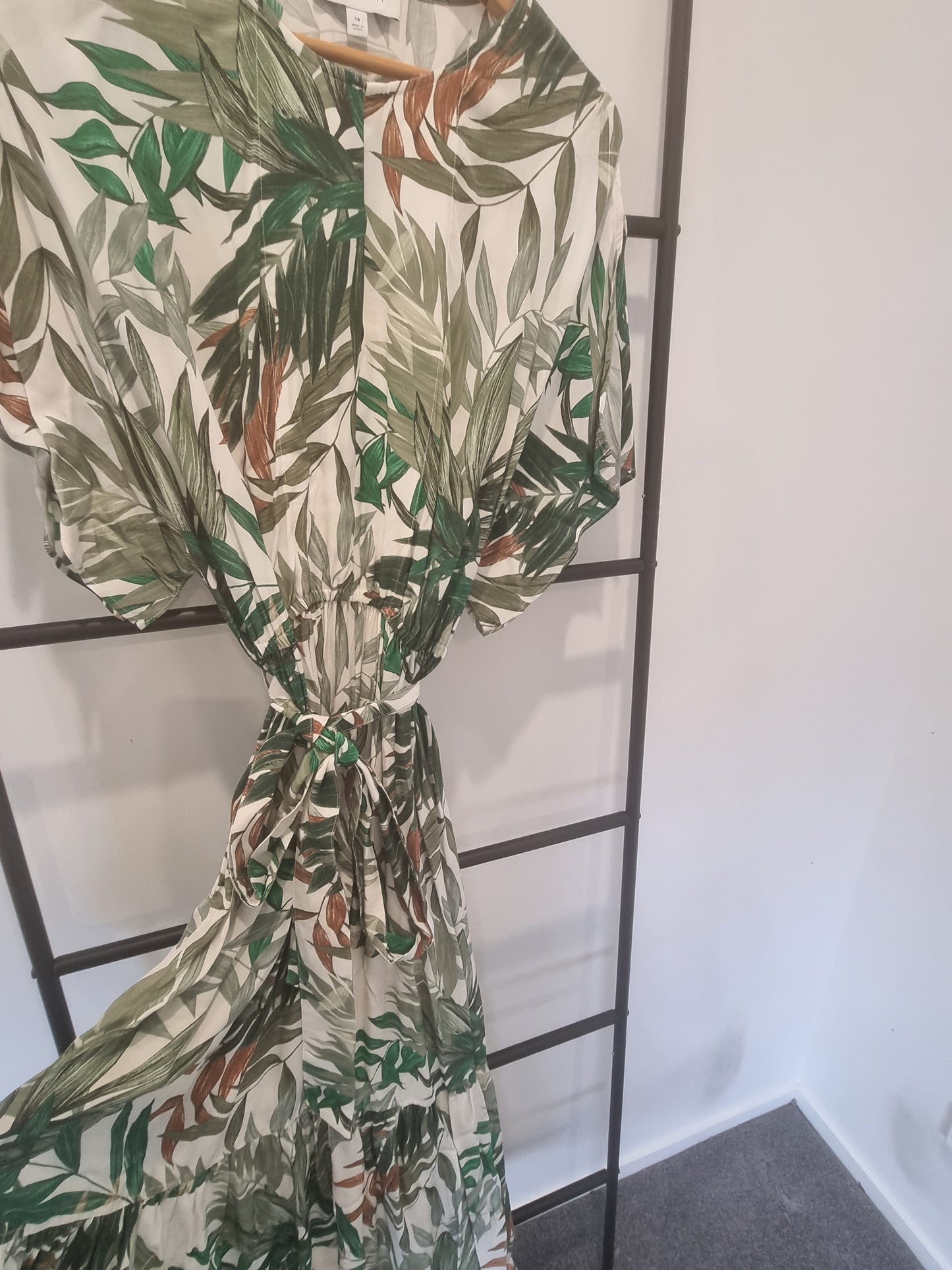 Witchery Midi Dress - Size 14
