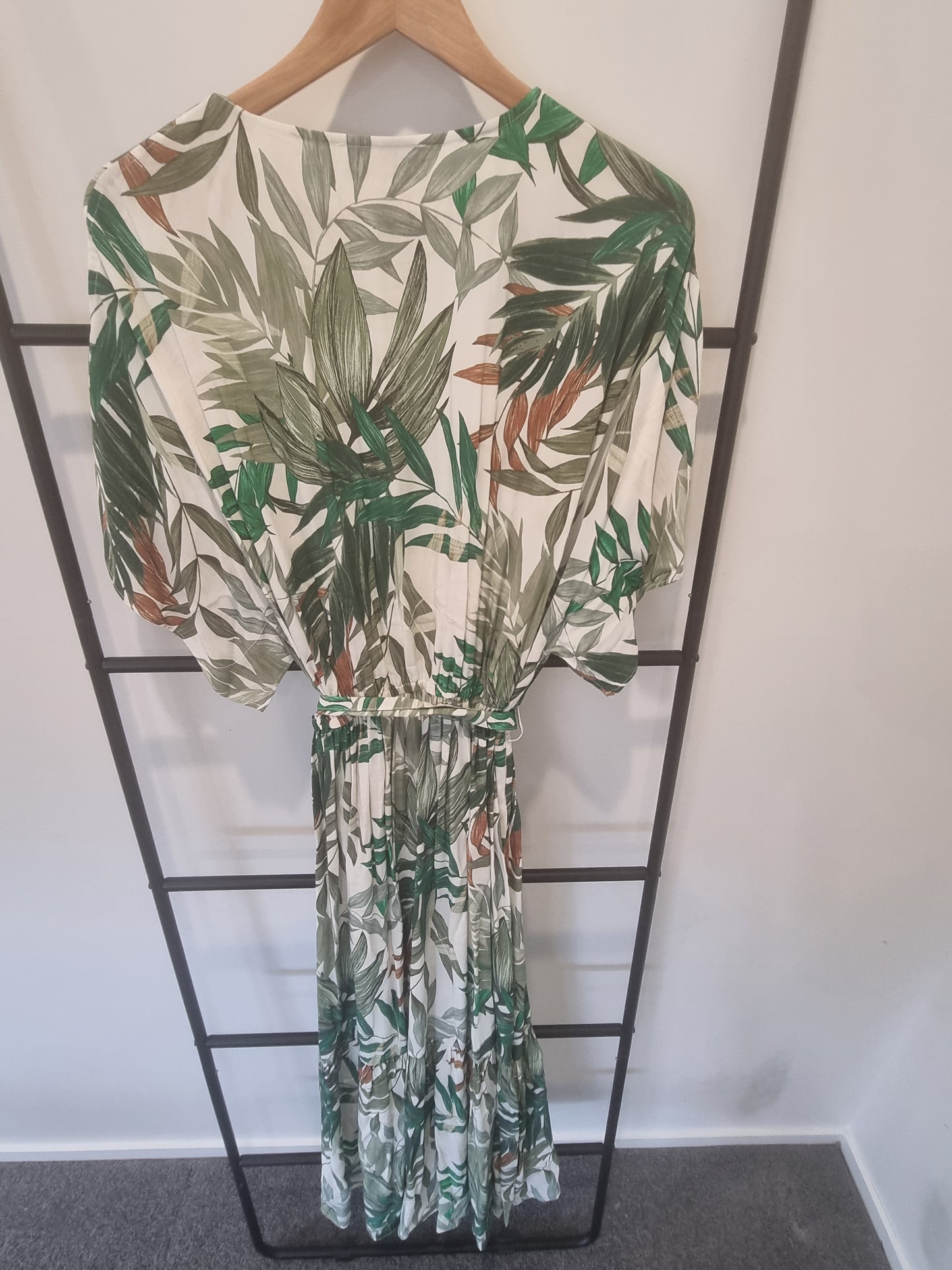 Witchery Midi Dress - Size 14