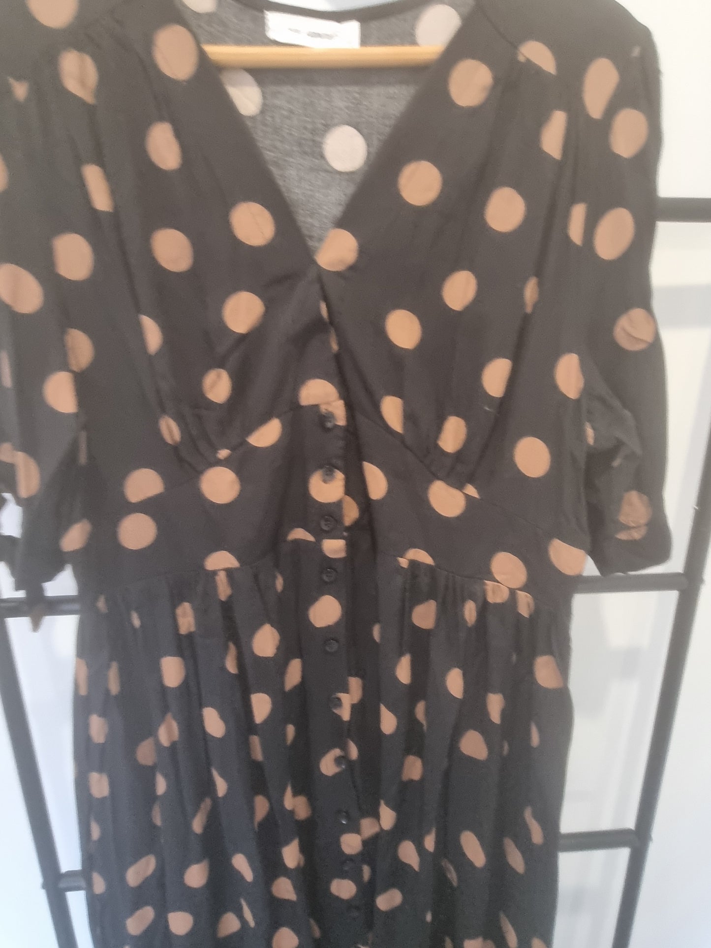 Vine Apparel Dress - Size 18