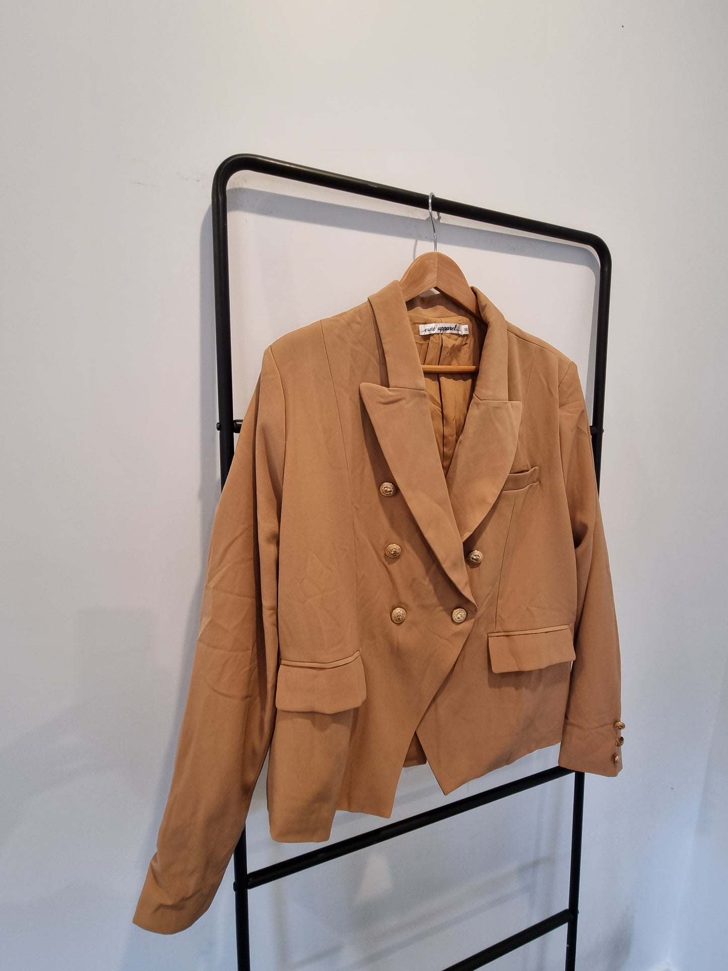 Vine Apparel Blazer - Size 16