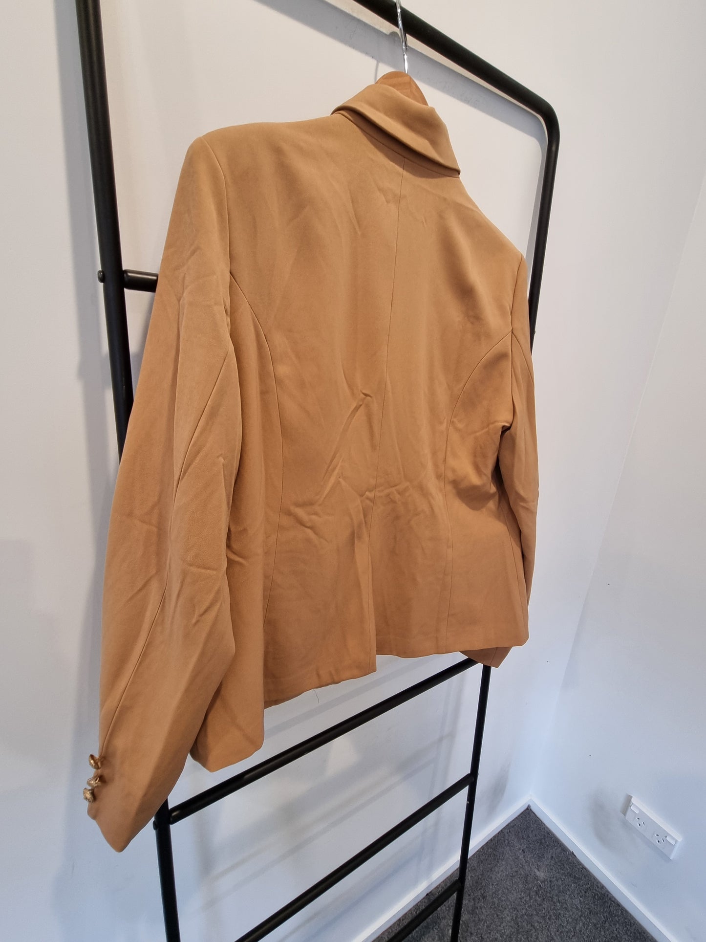 Vine Apparel Blazer - Size 16