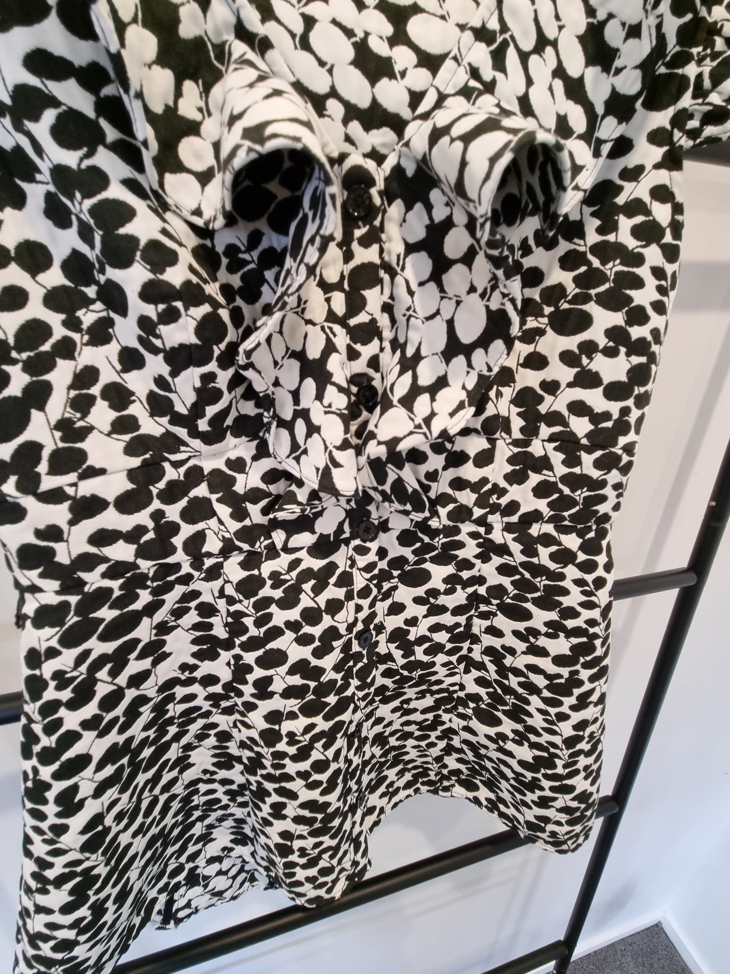 Ted Baker Top - Size 1 (8)