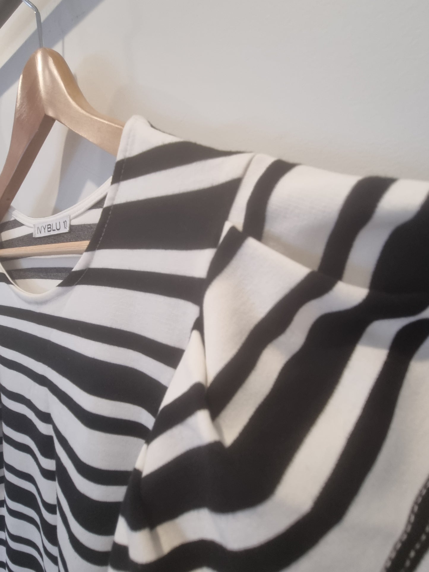 IvyBlu Dress - Size 10
