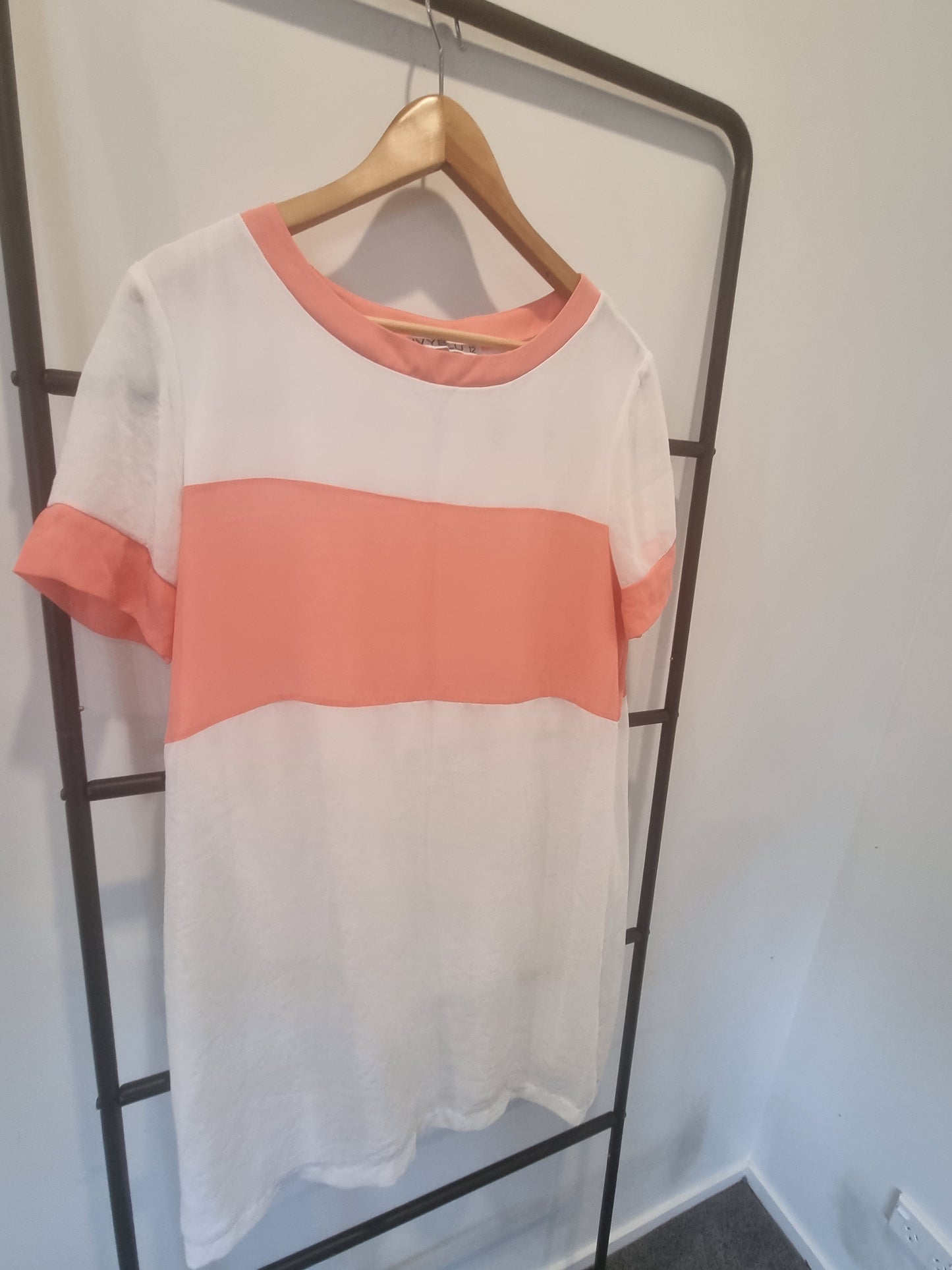 IvyBlu Shift Dress - Size 12