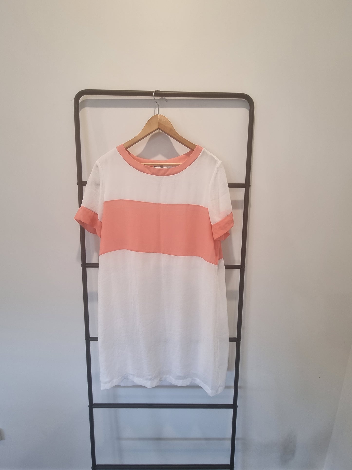 IvyBlu Shift Dress - Size 12