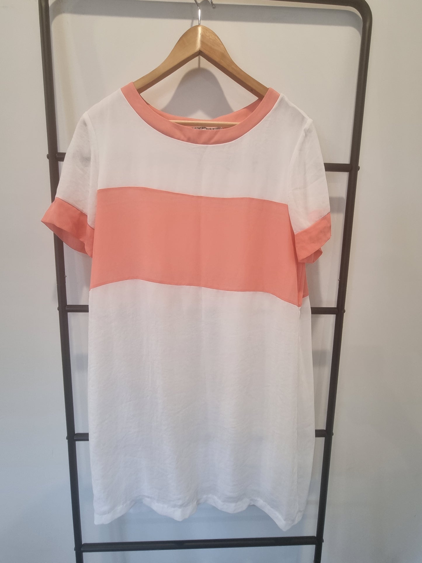 IvyBlu Shift Dress - Size 12