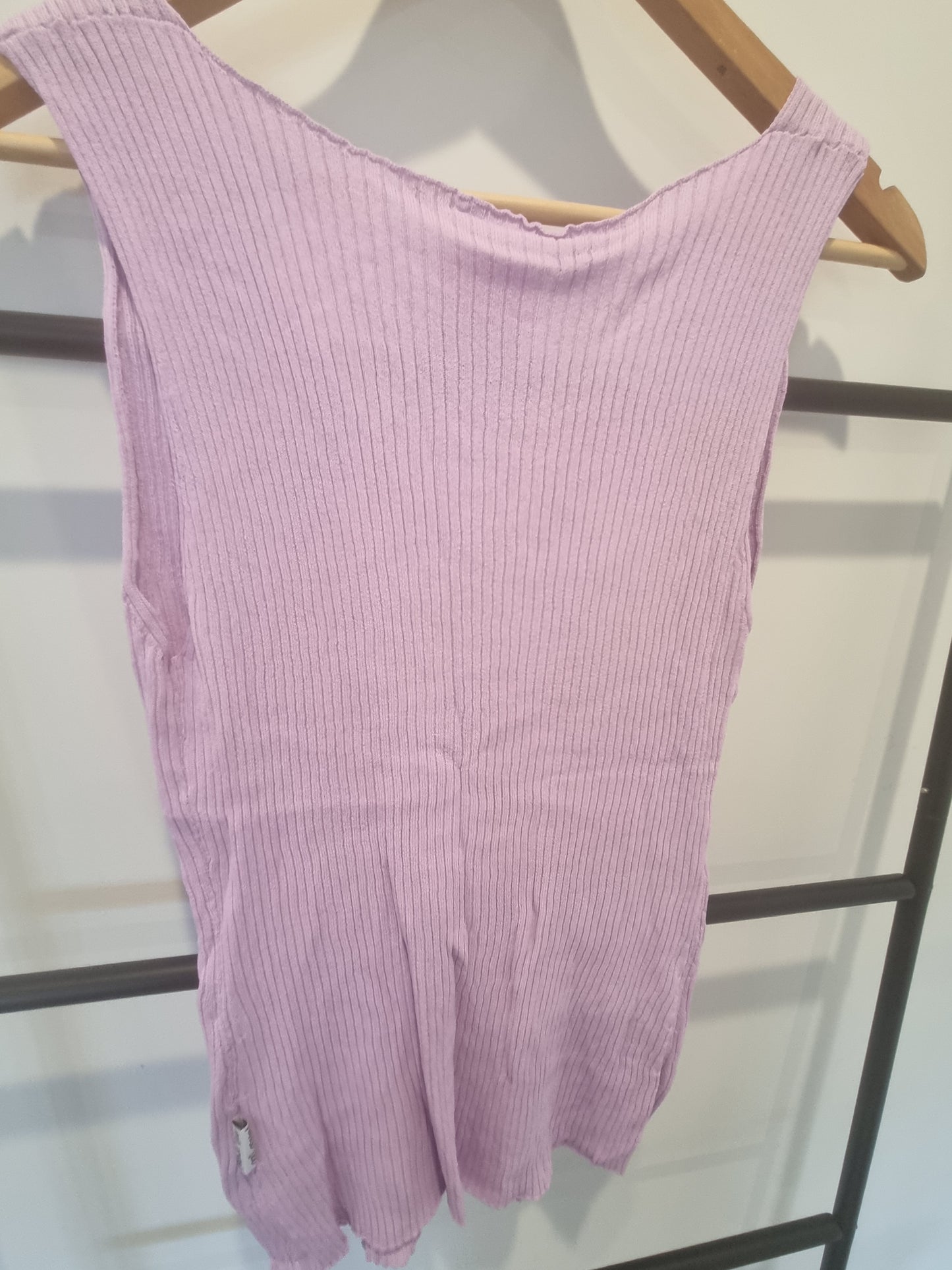HomeLee Sleeveless Top- SIze 8 (BNWT)