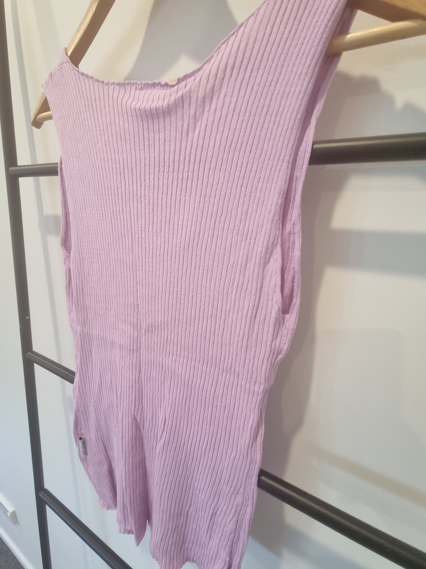 HomeLee Sleeveless Top- SIze 8 (BNWT)