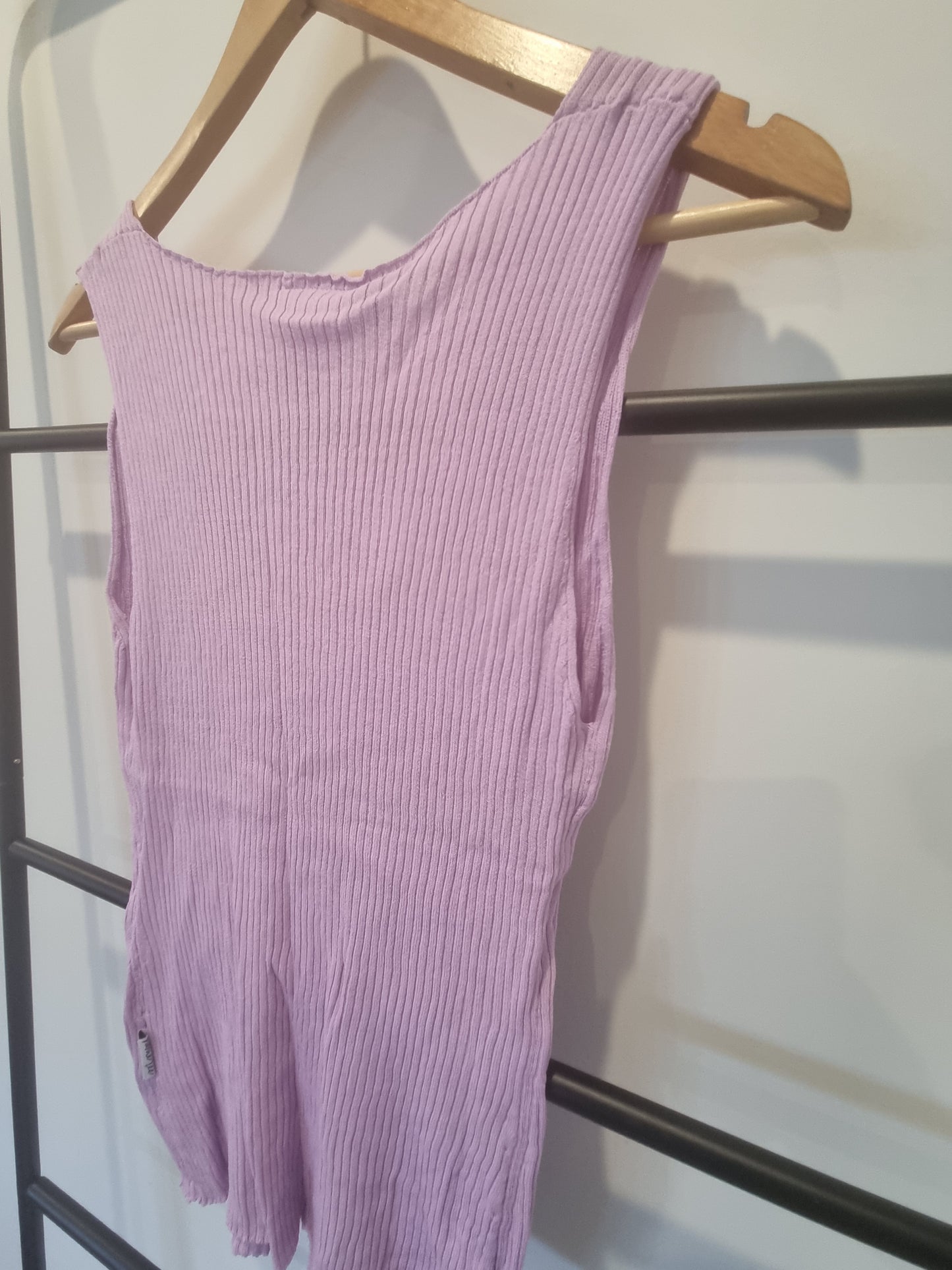 HomeLee Sleeveless Top- SIze 8 (BNWT)