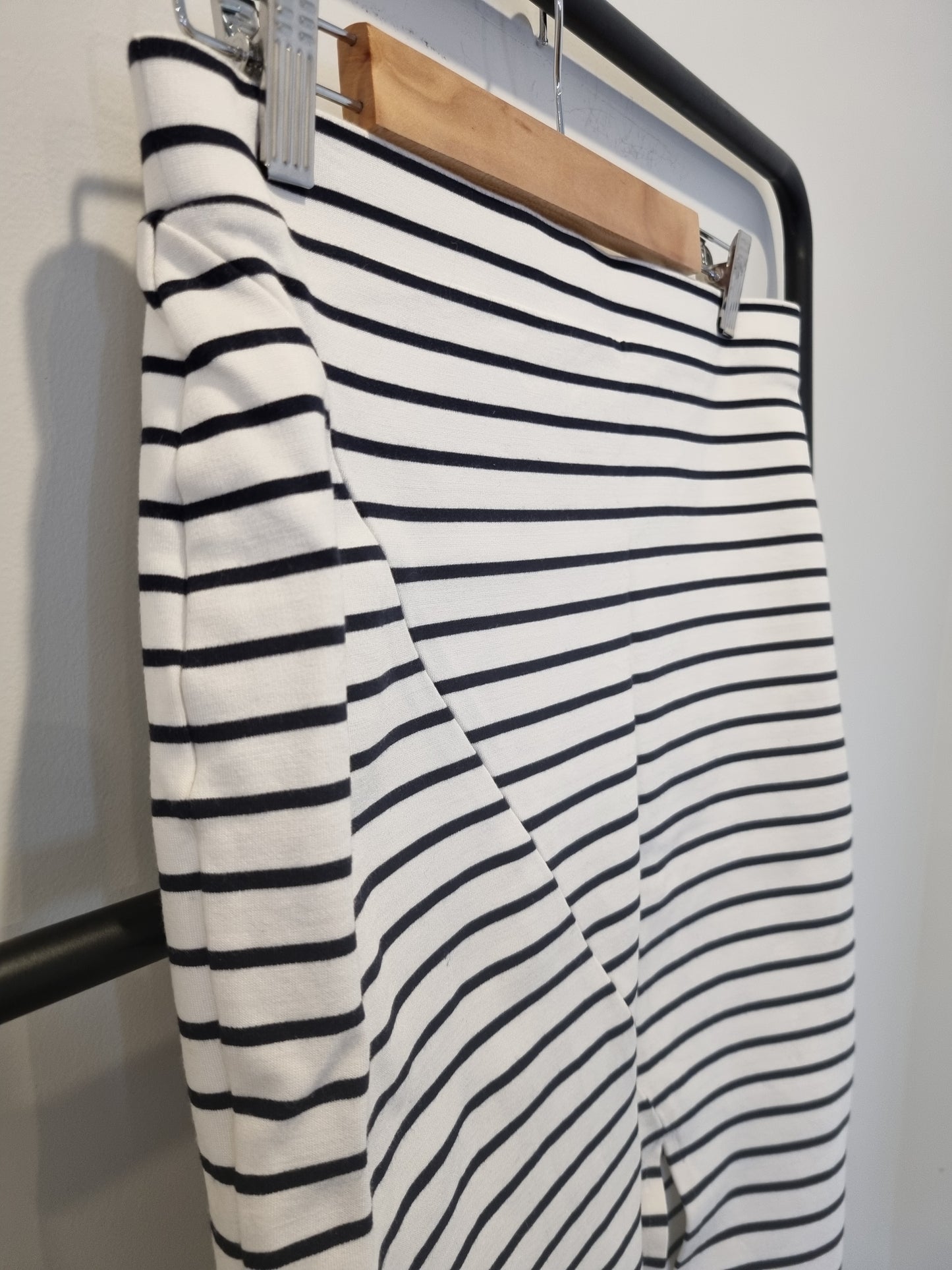 Witchery Skirt - Size 12