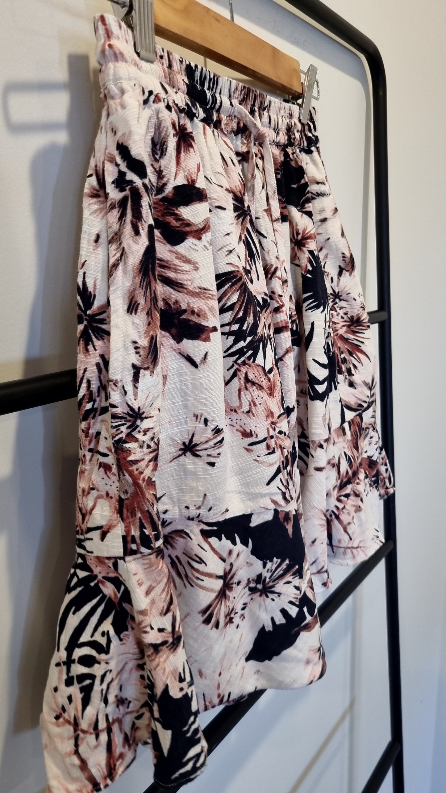 Decjuba Linen skirt - Size 10