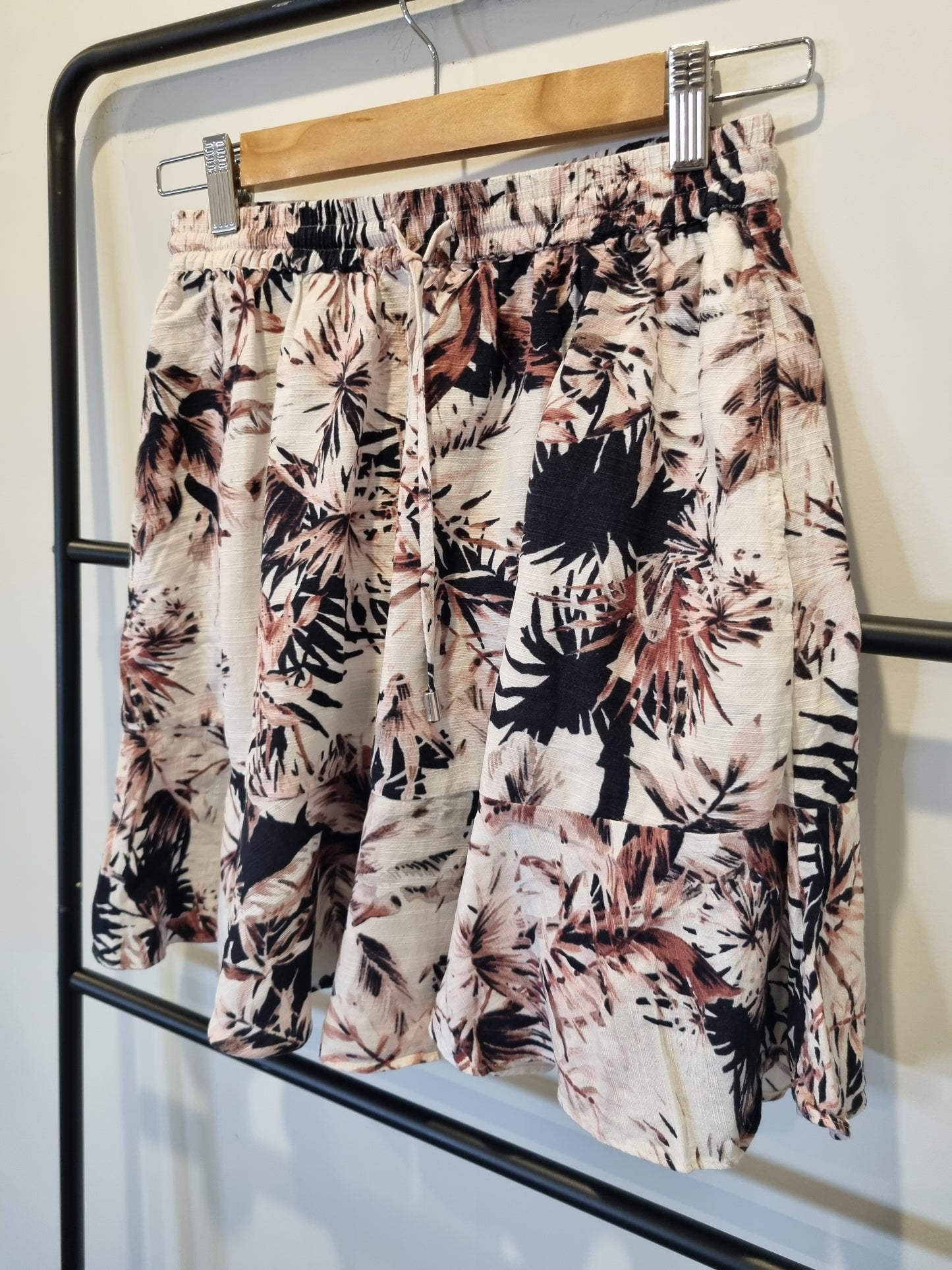 Decjuba Linen skirt - Size 10