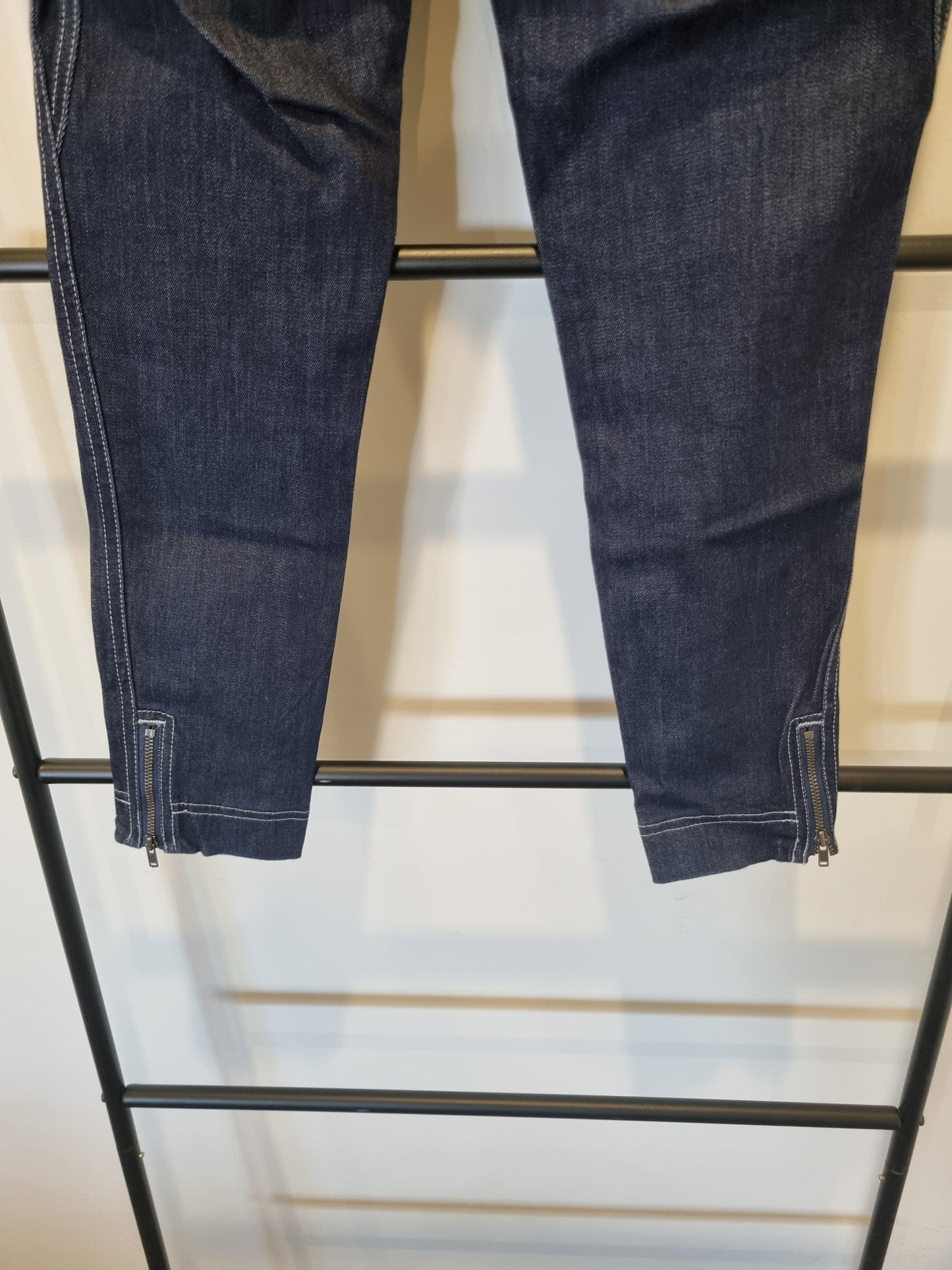 Dual Jeans - Size 8