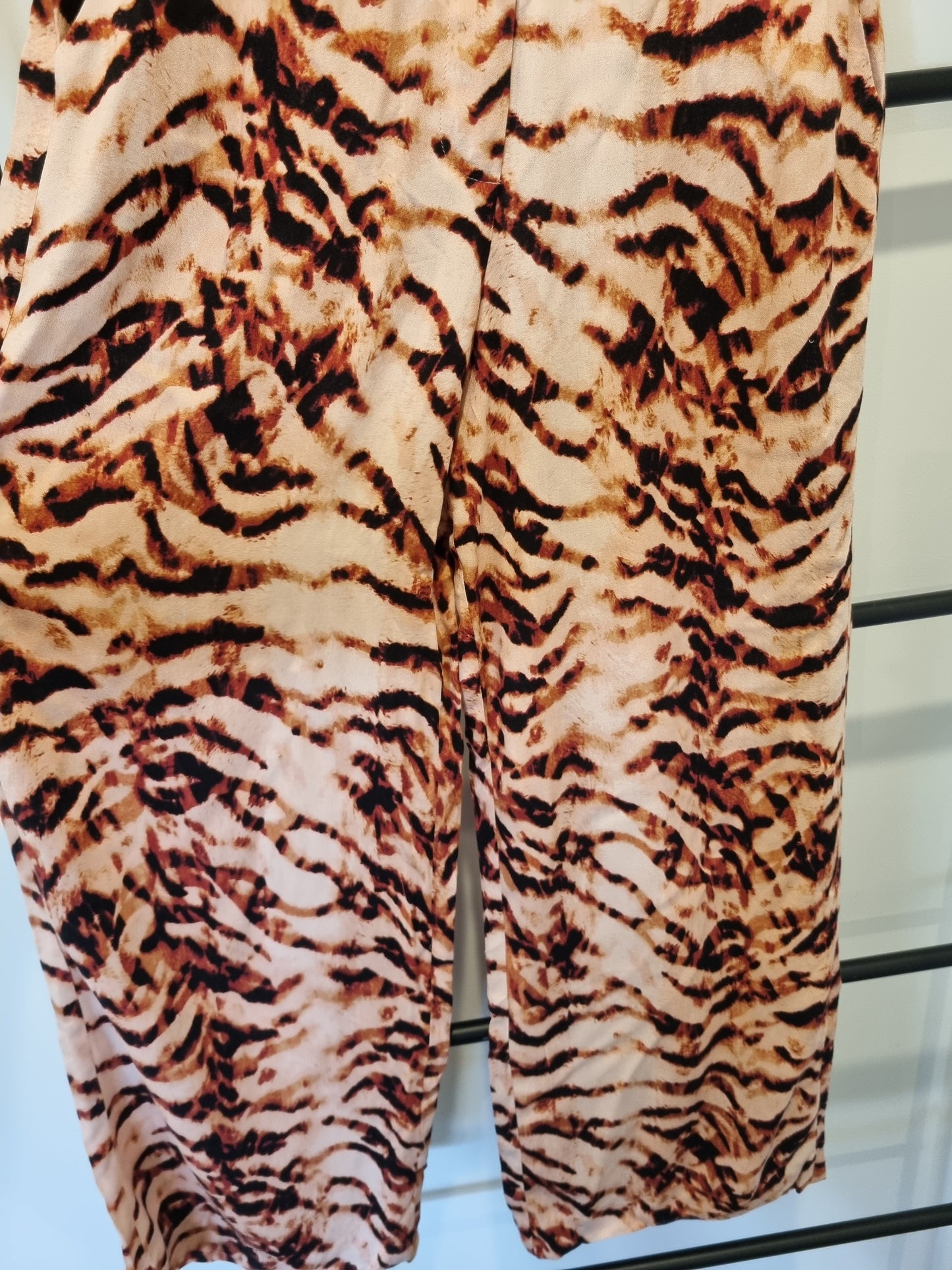 eb & ive pants - Size S (BNWT)