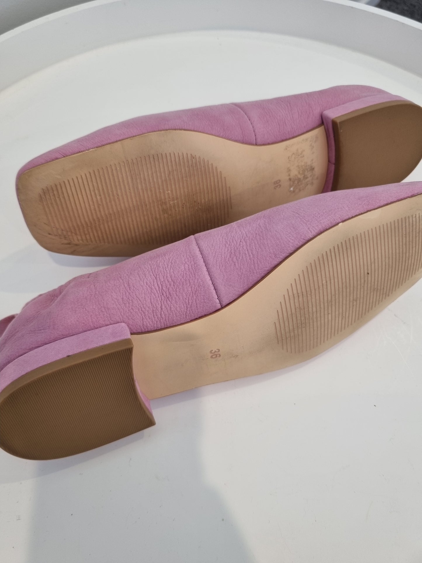 EOS (as you are) Shoes - Size 36