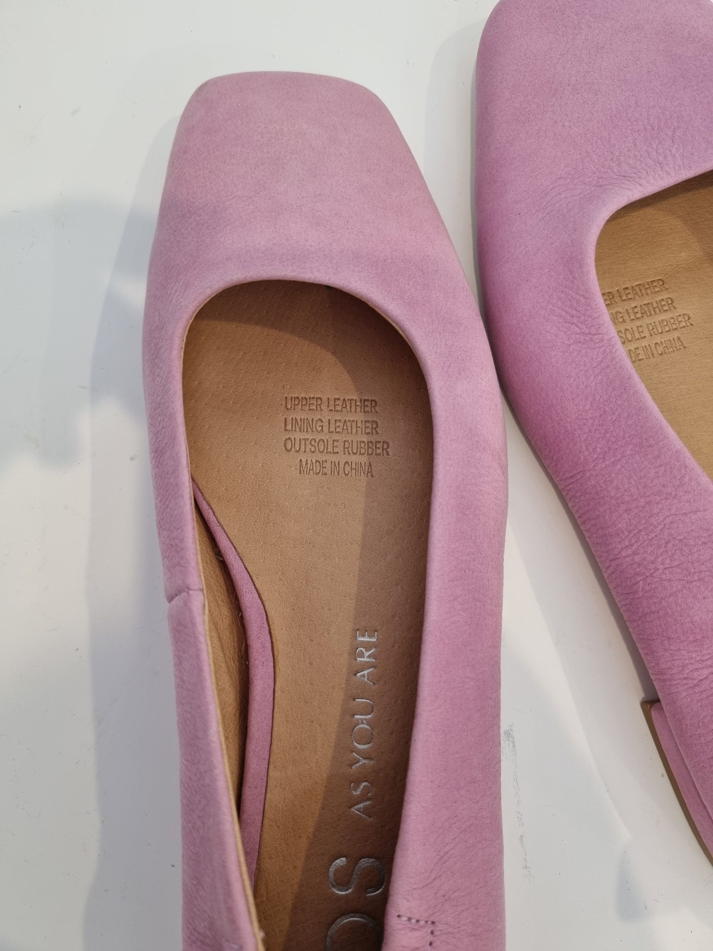 EOS (as you are) Shoes - Size 36