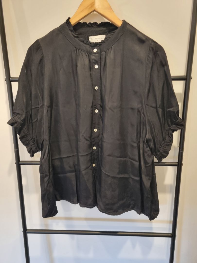 Black Briarwood Top, M