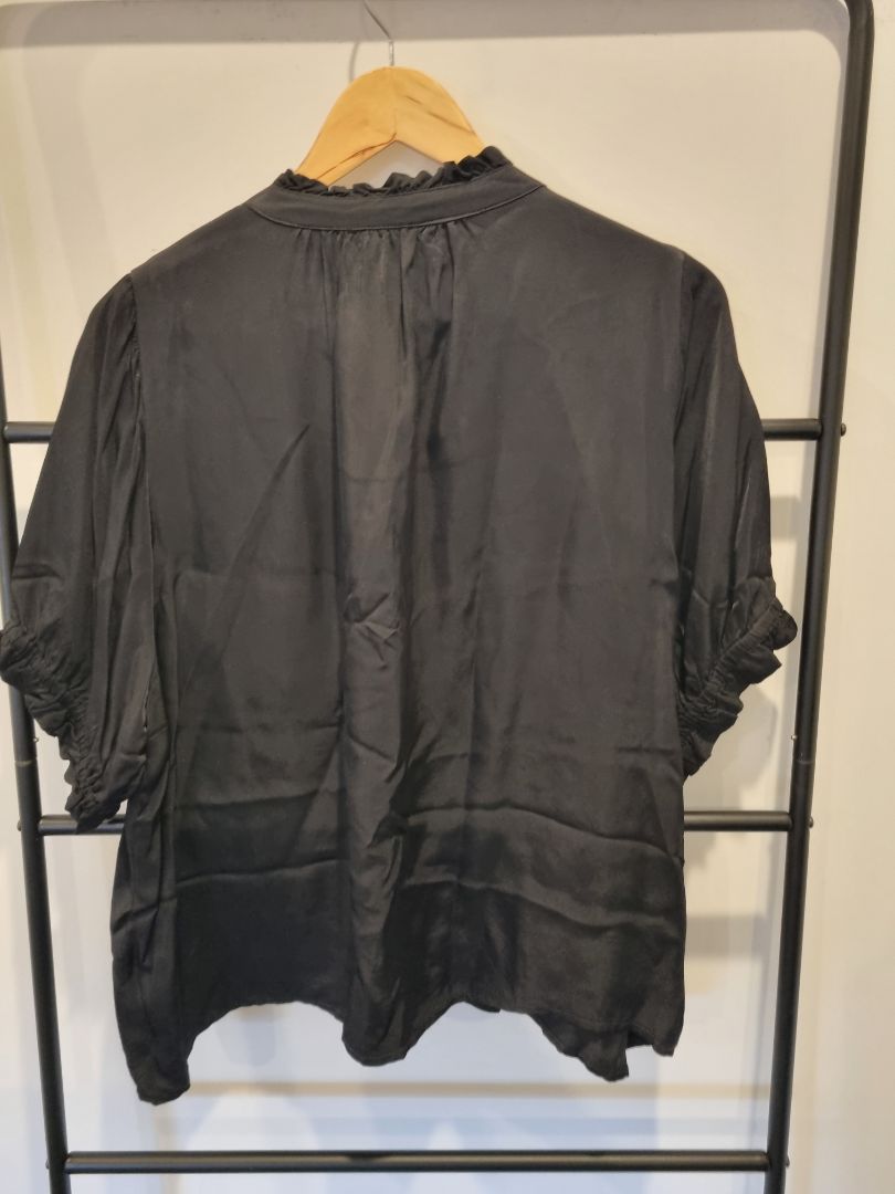 Black Briarwood Top, M