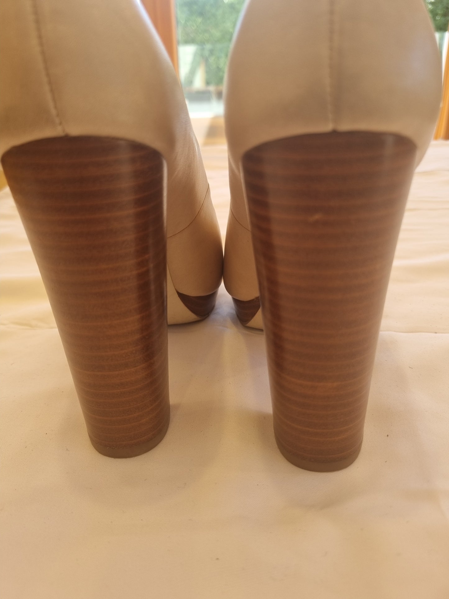 Wittner Nude Heels - EU 38 (Size 7.5)