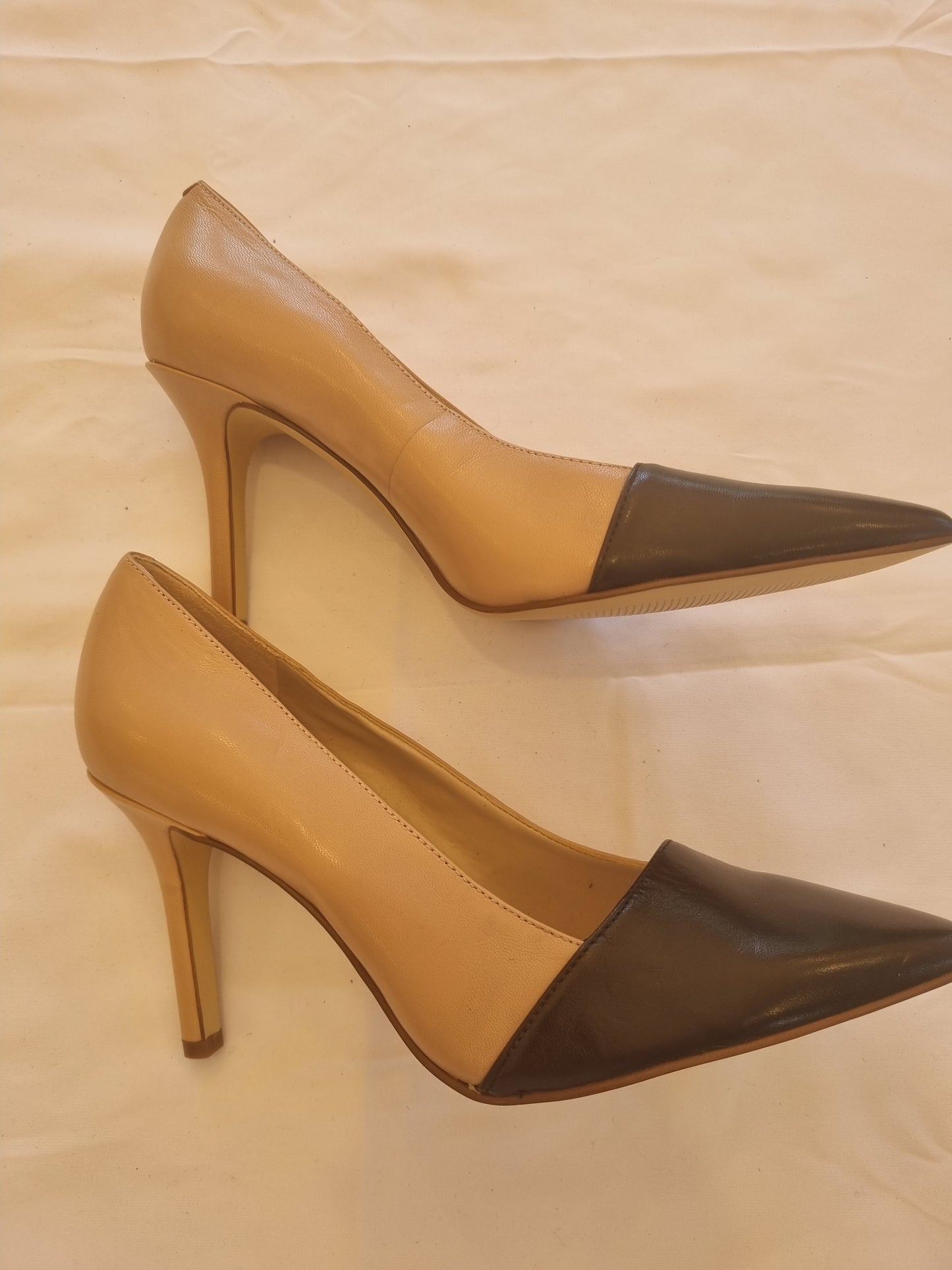 Nine West Heels - EU 38 (7.5)