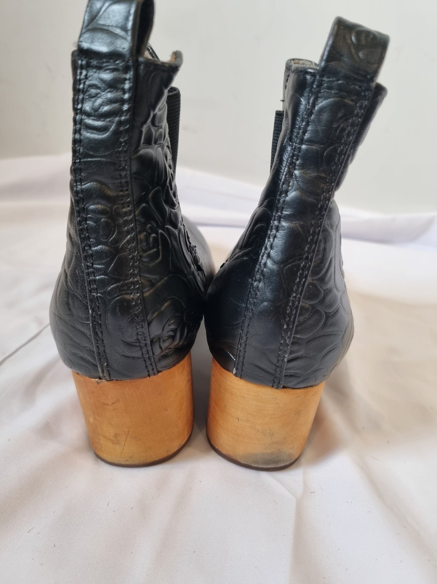 Chaos & Harmony Boots - Size 38