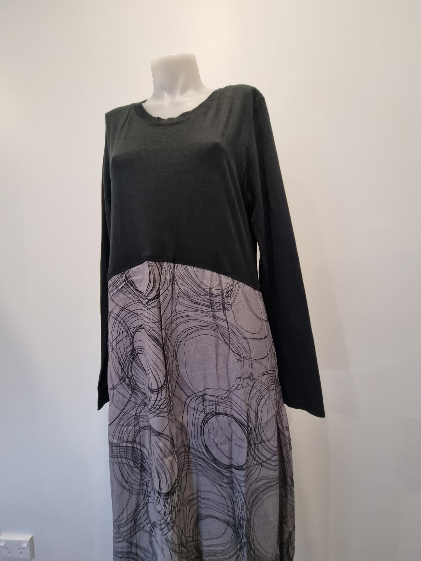 Obi Dress - Size 12