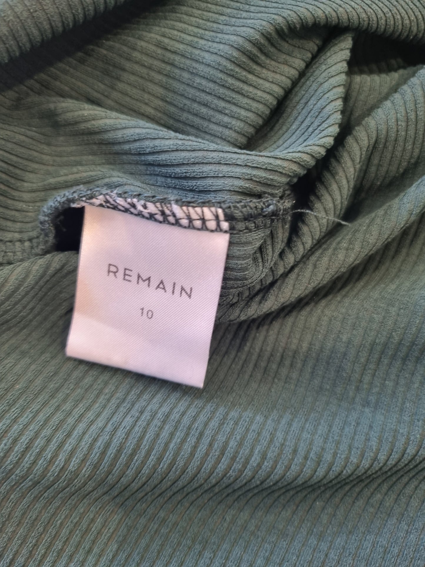 Remain Top - Size 10