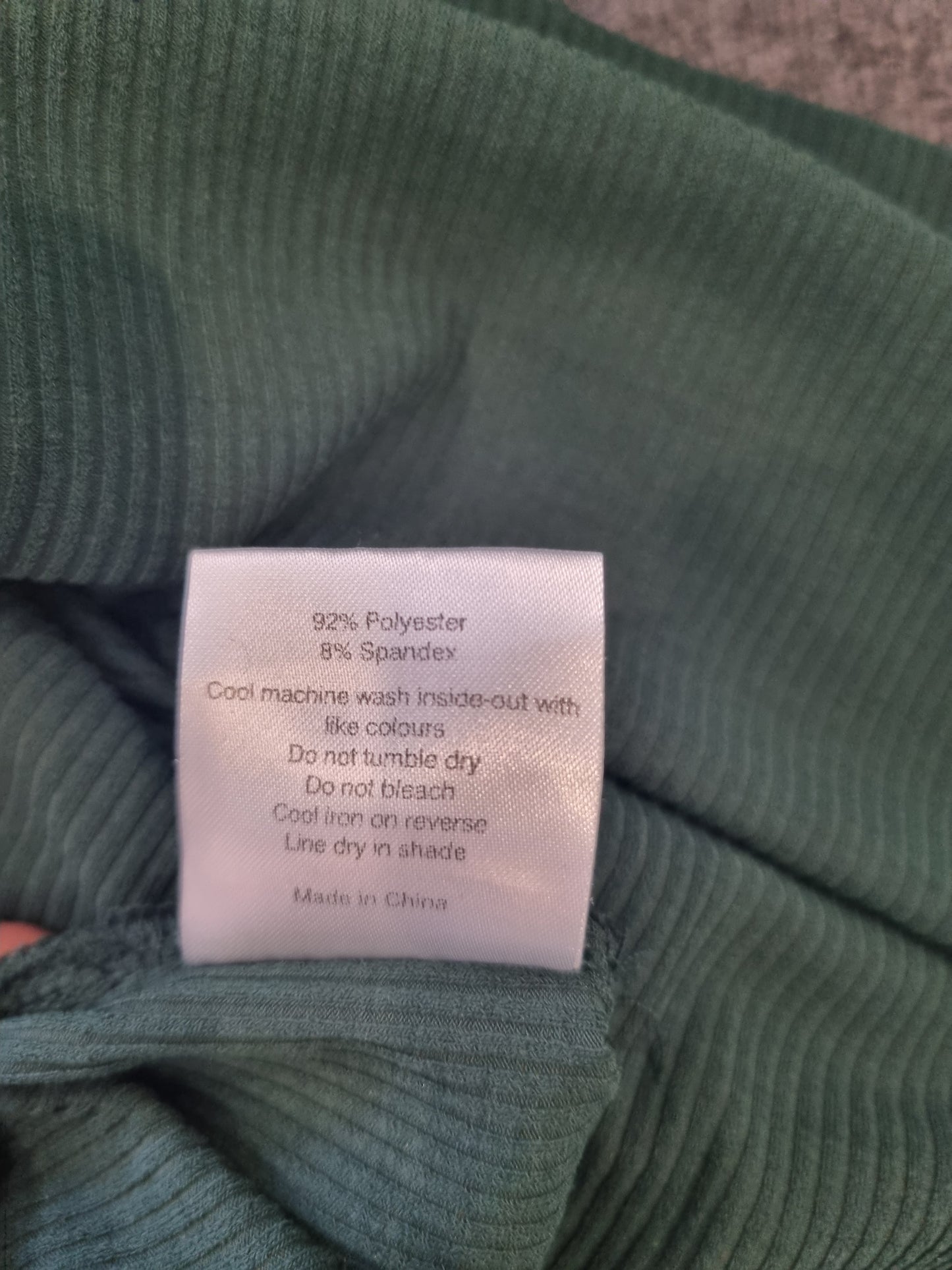 Remain Top - Size 10