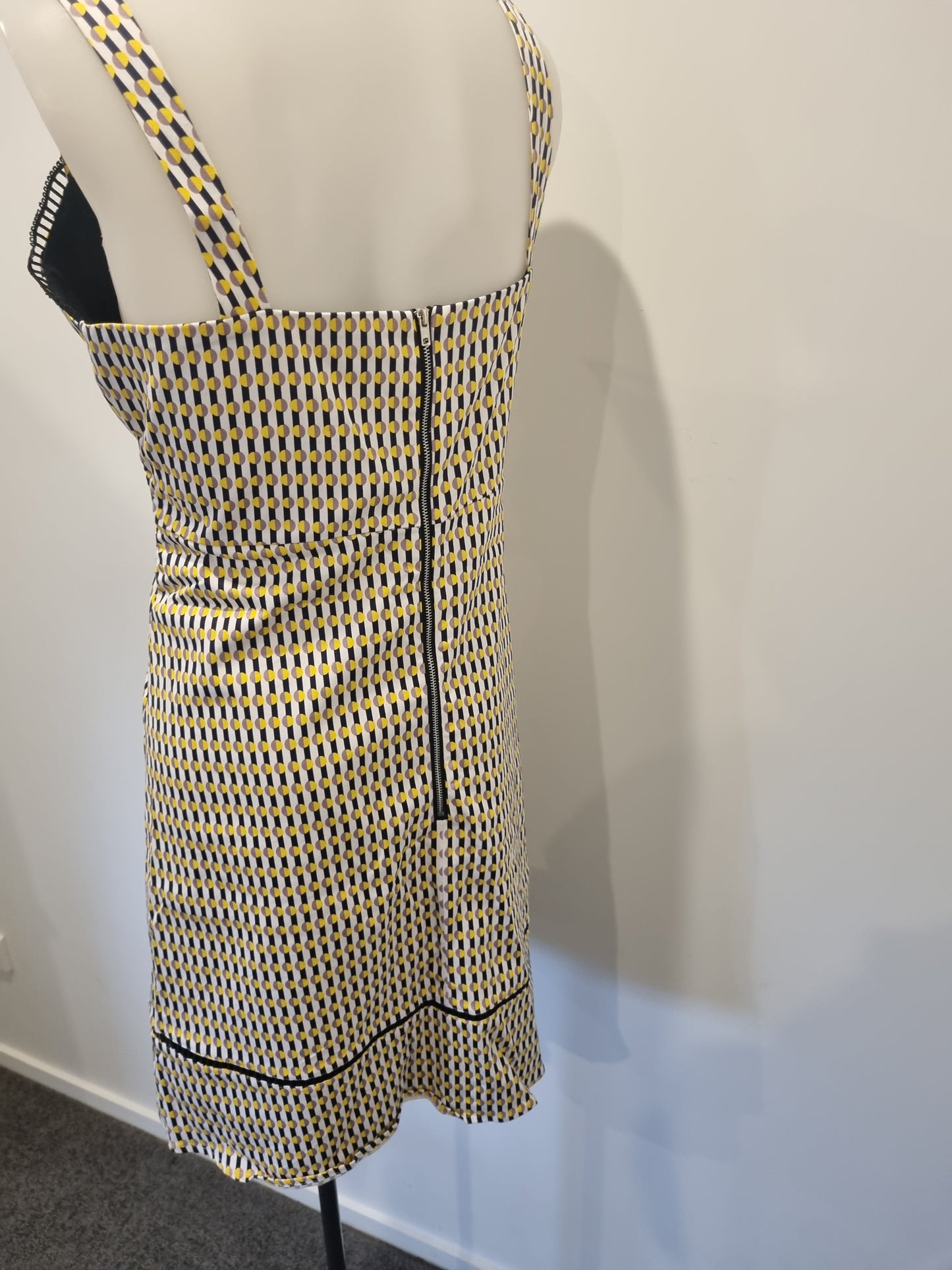Gabby Isabella Dress - Size M (Size 14)