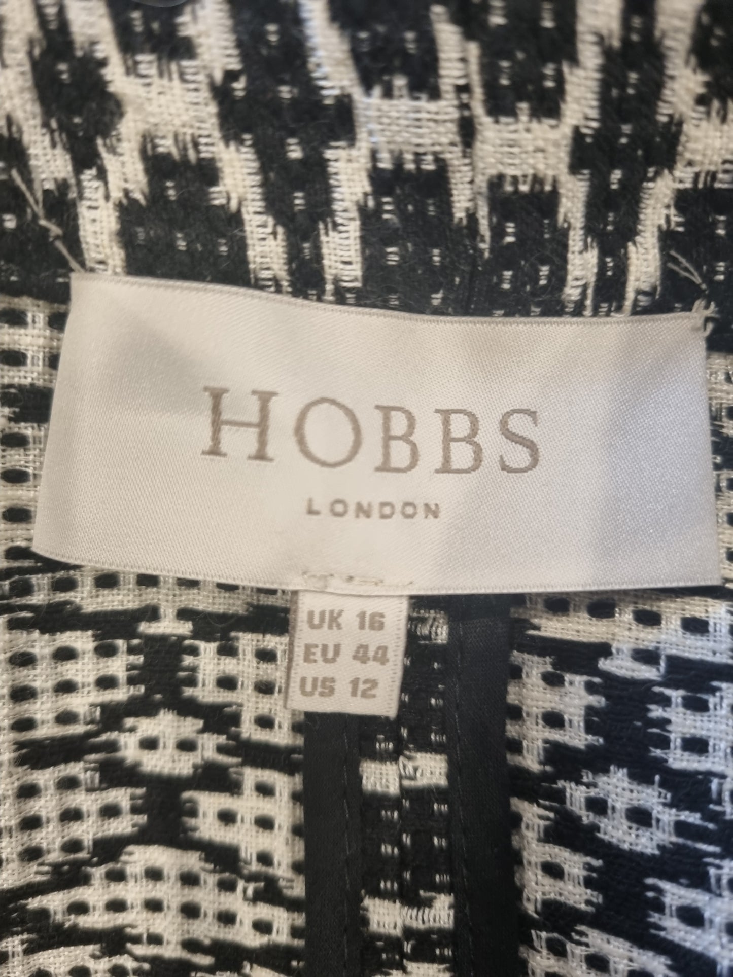Hobbs Jacket - Size 16