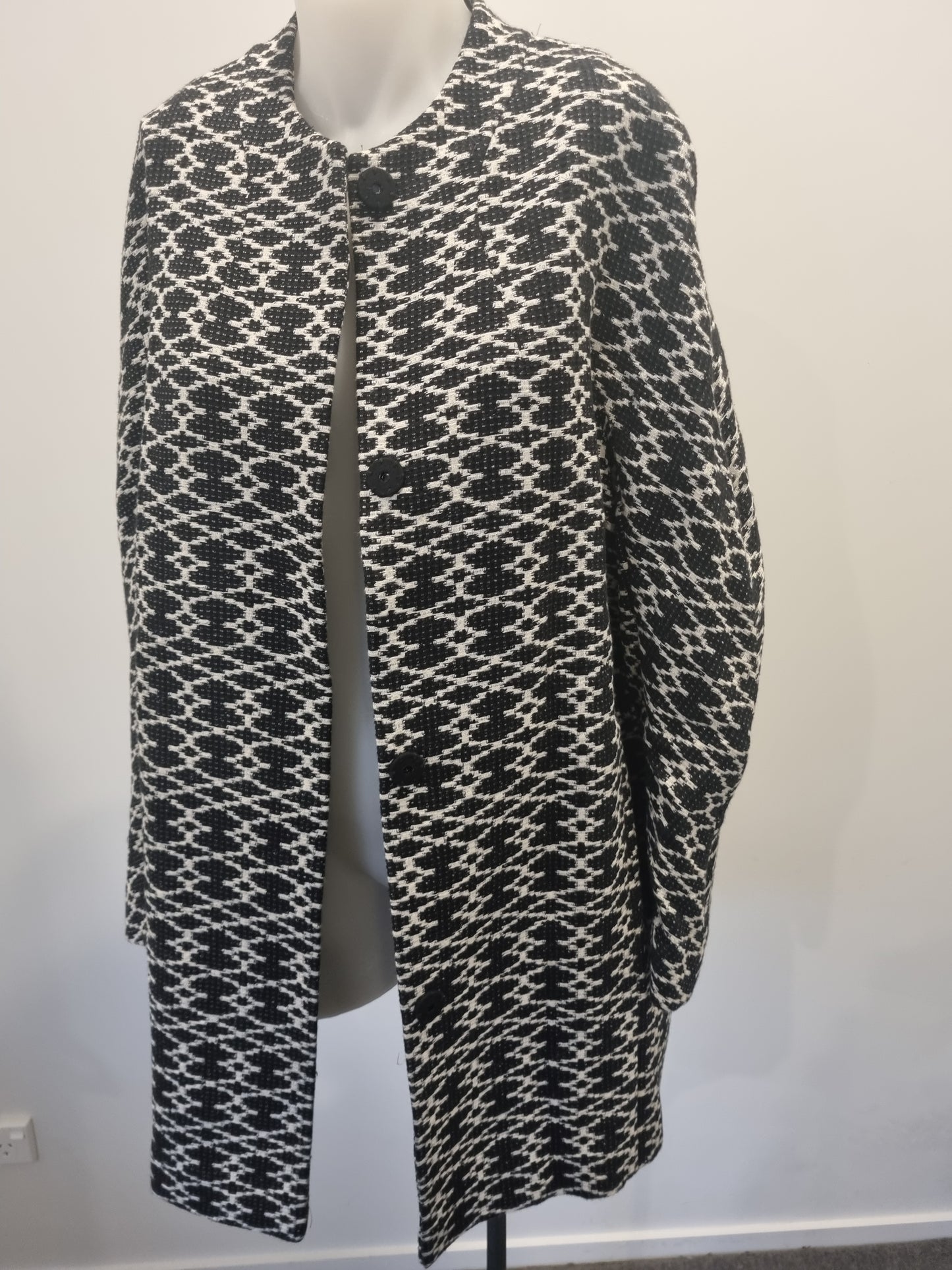 Hobbs Jacket - Size 16
