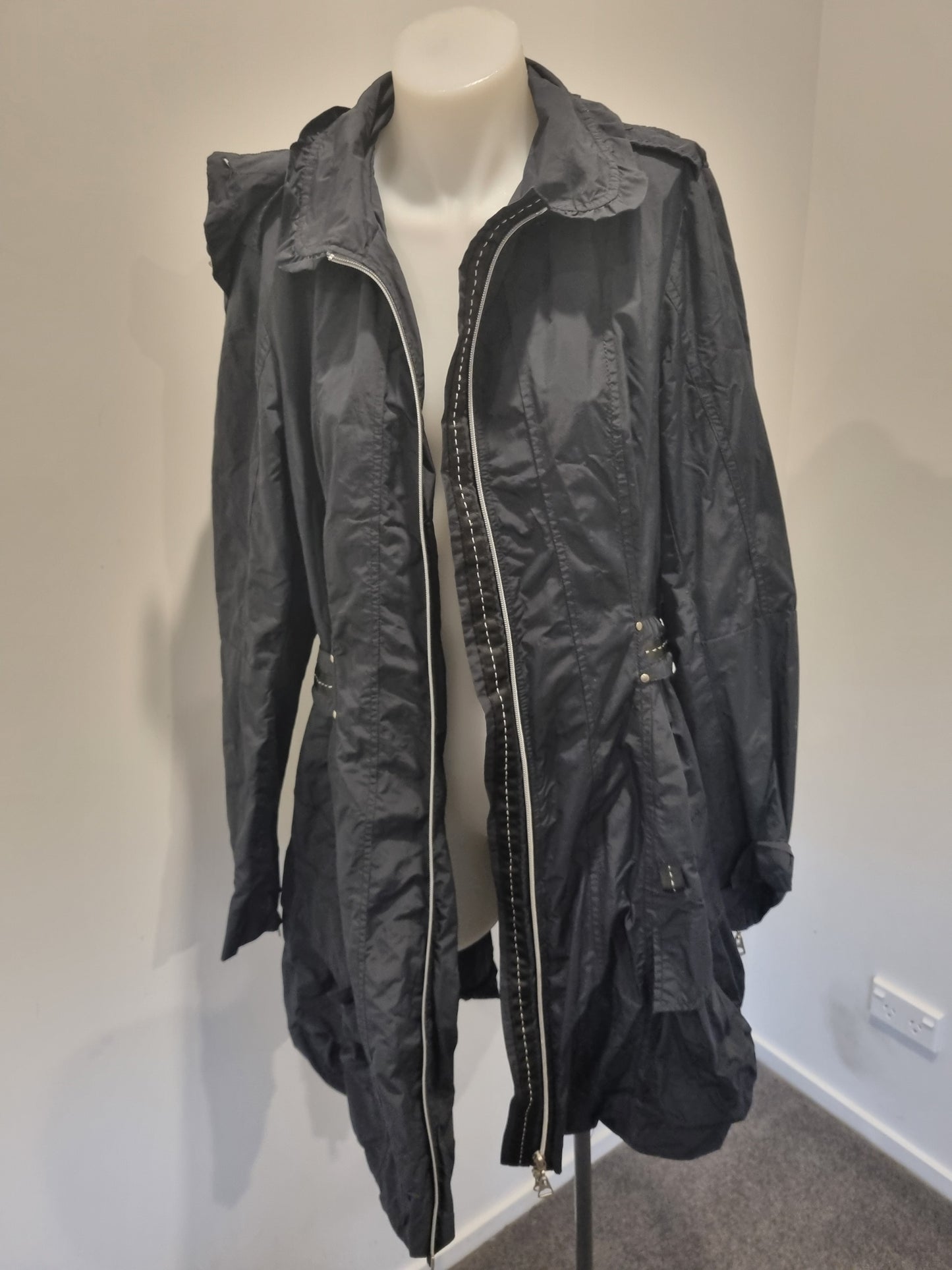 EC Easy Comfort Jacket - Size 12