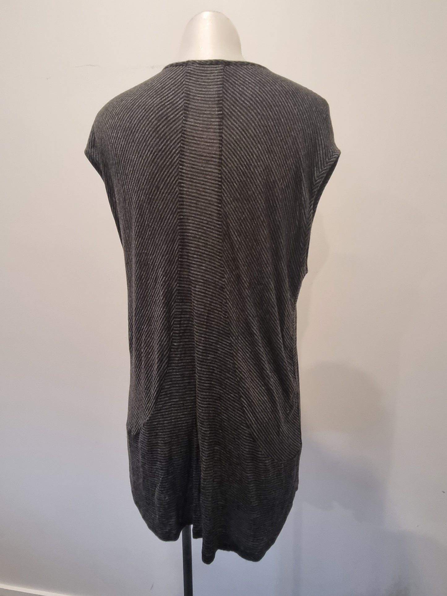 Metalicus Sleeveless Top - Size 12 (OS)