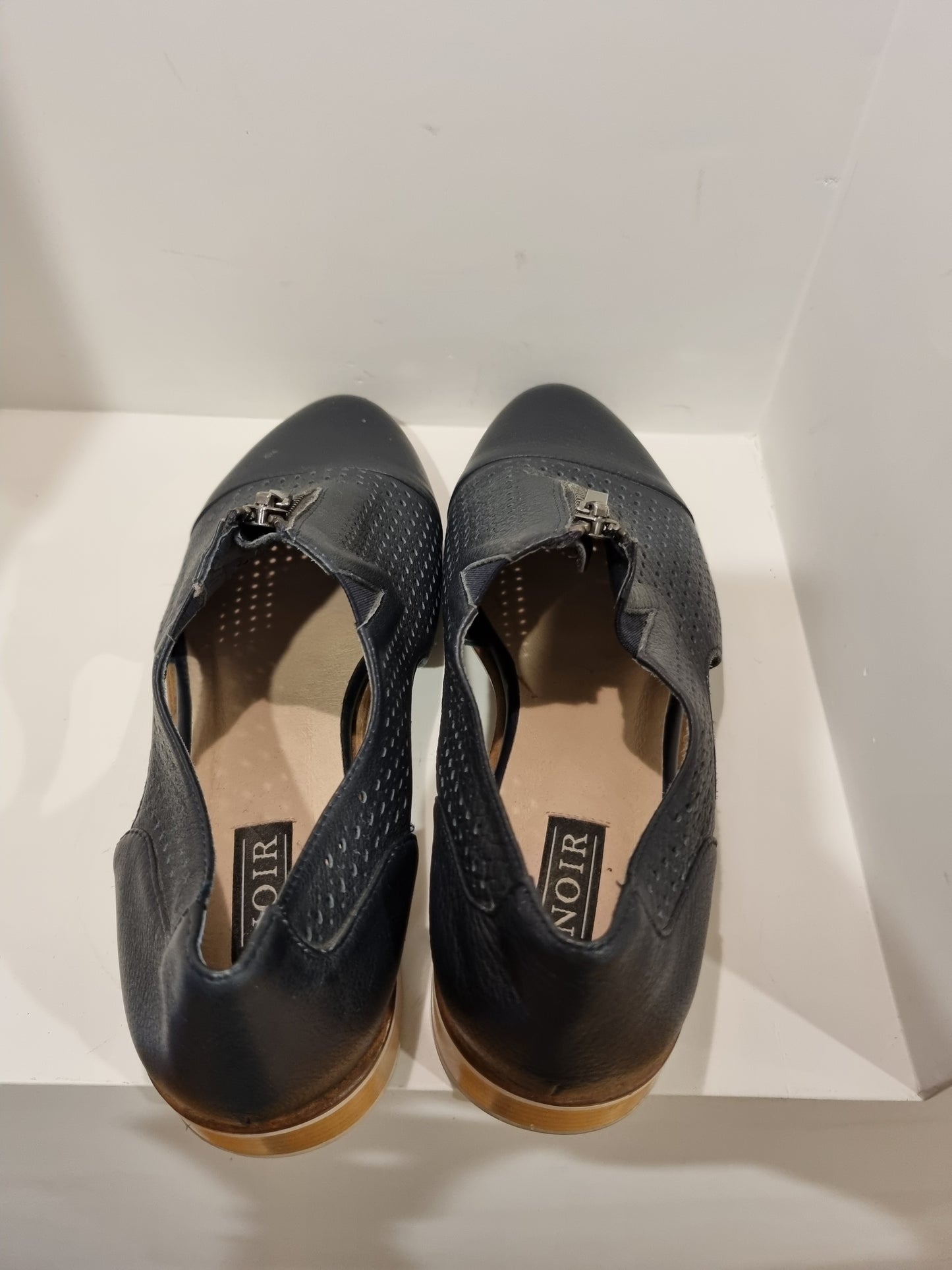 Noir Shoes