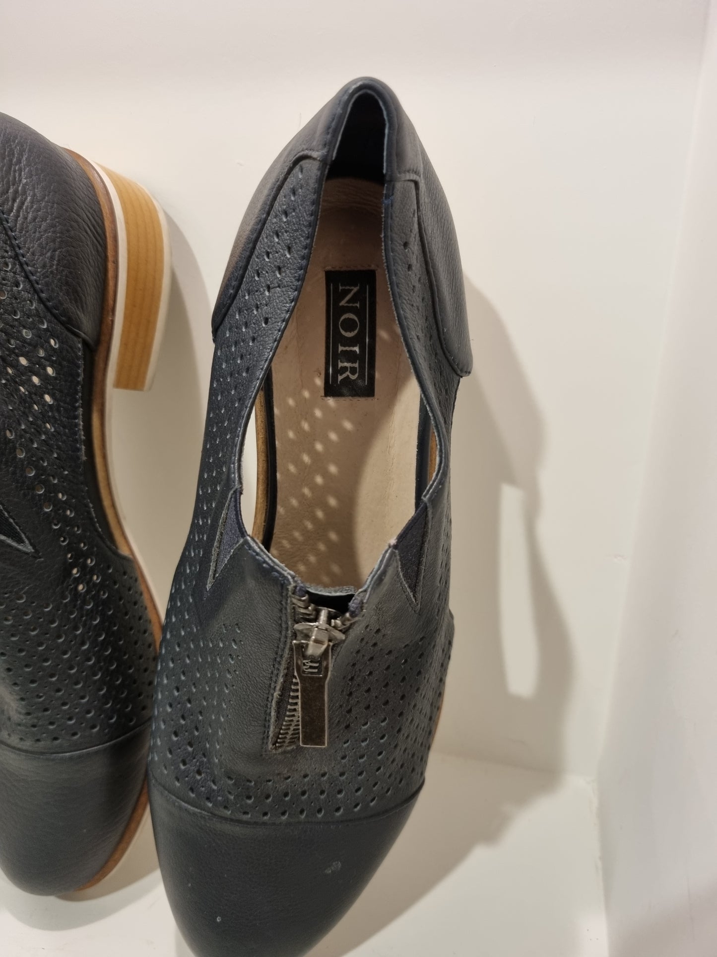 Noir Shoes