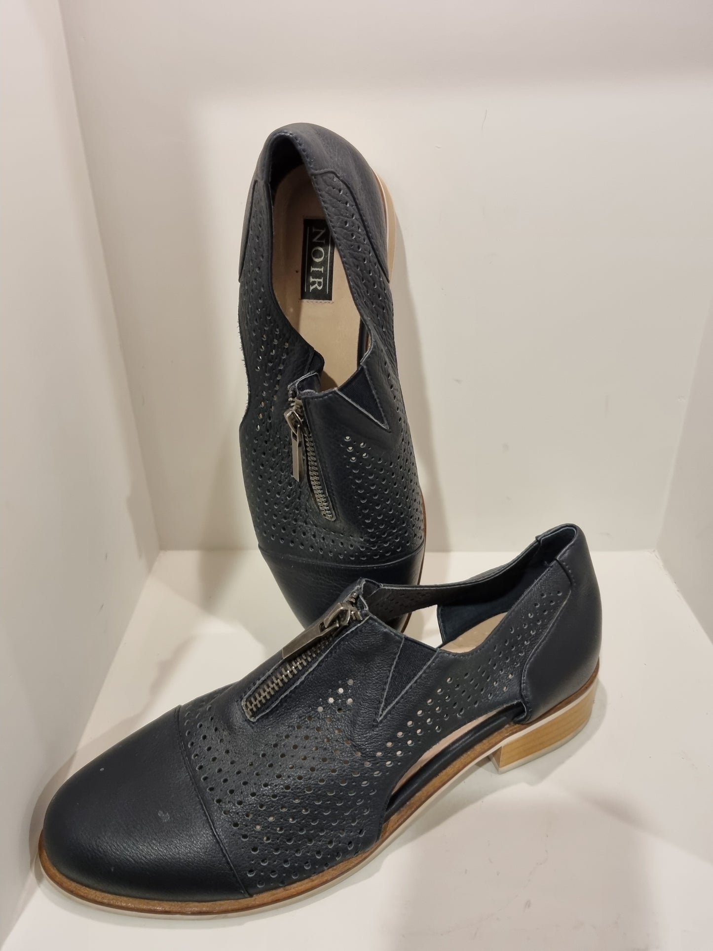 Noir Shoes