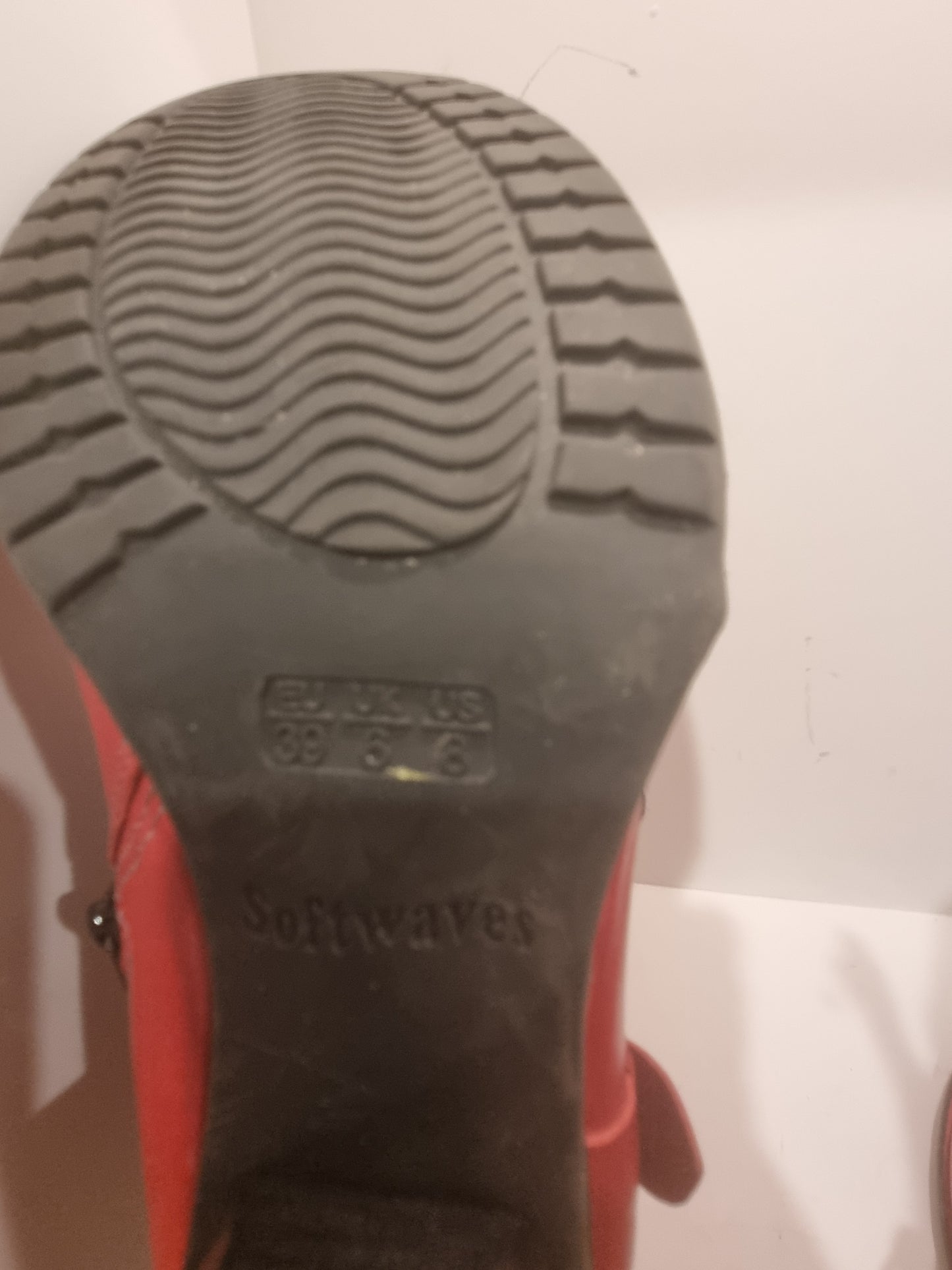 Softwaves Boots - Size 39